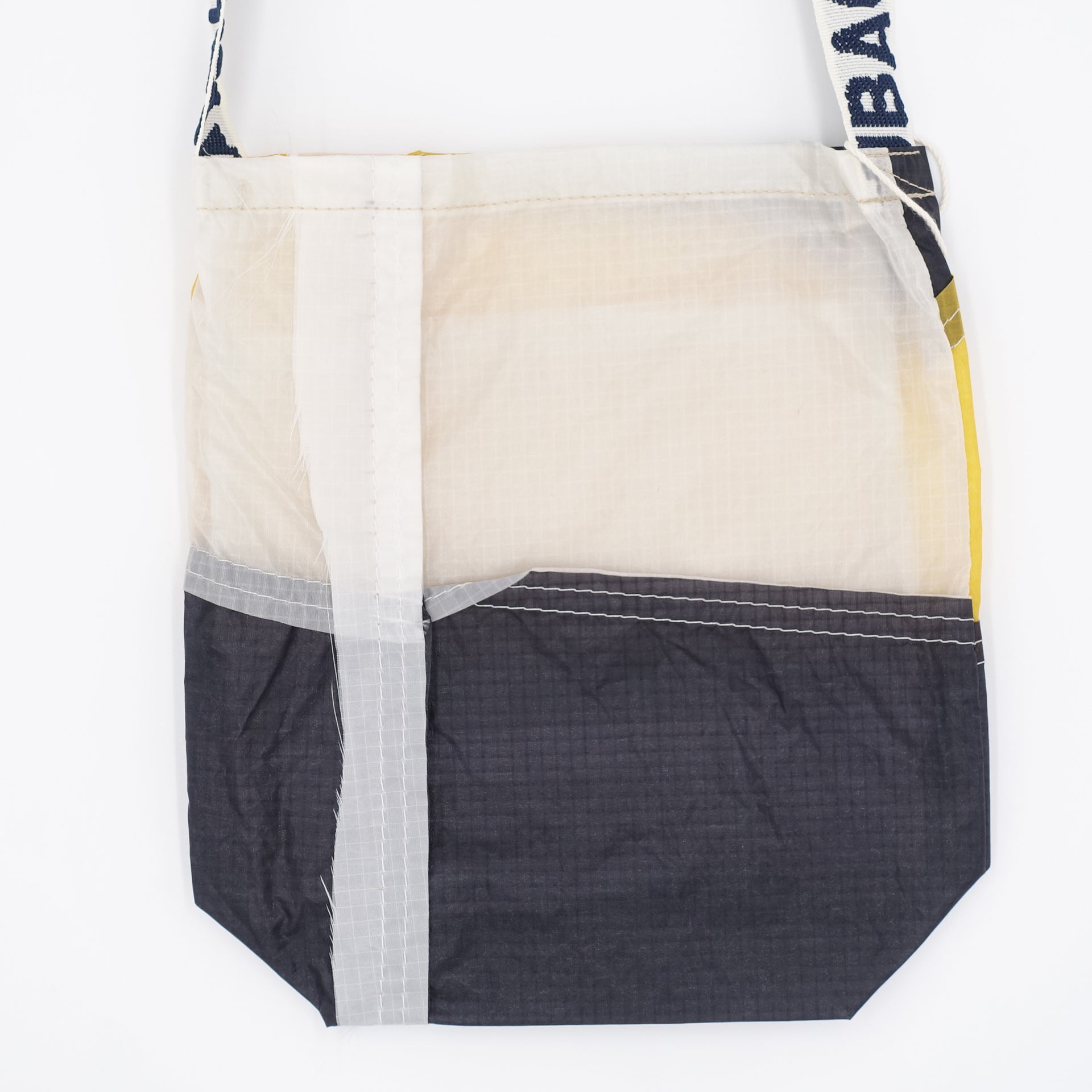 EXCLUSIVE CUT_SACOCHE