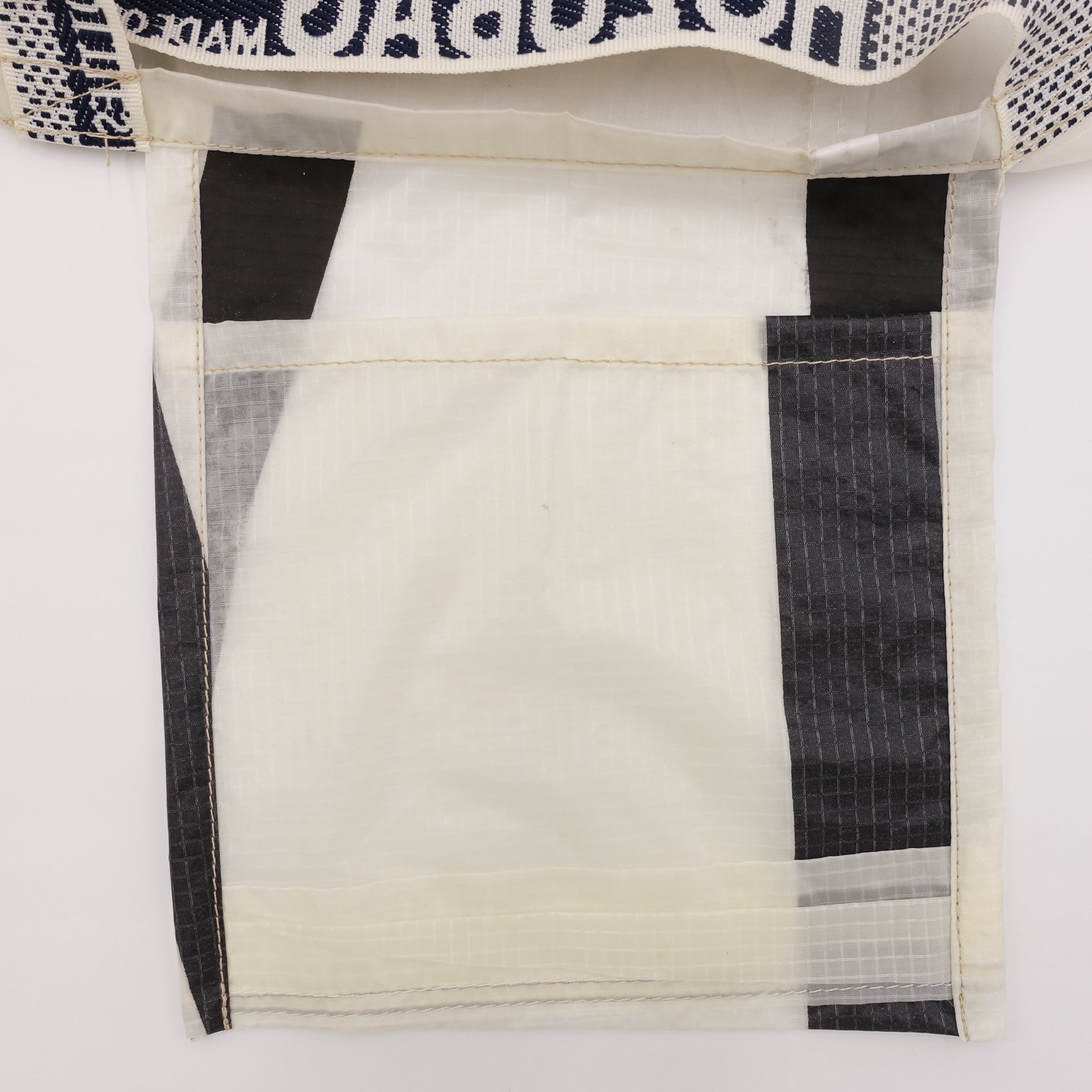 EXCLUSIVE CUT_TOTE XL