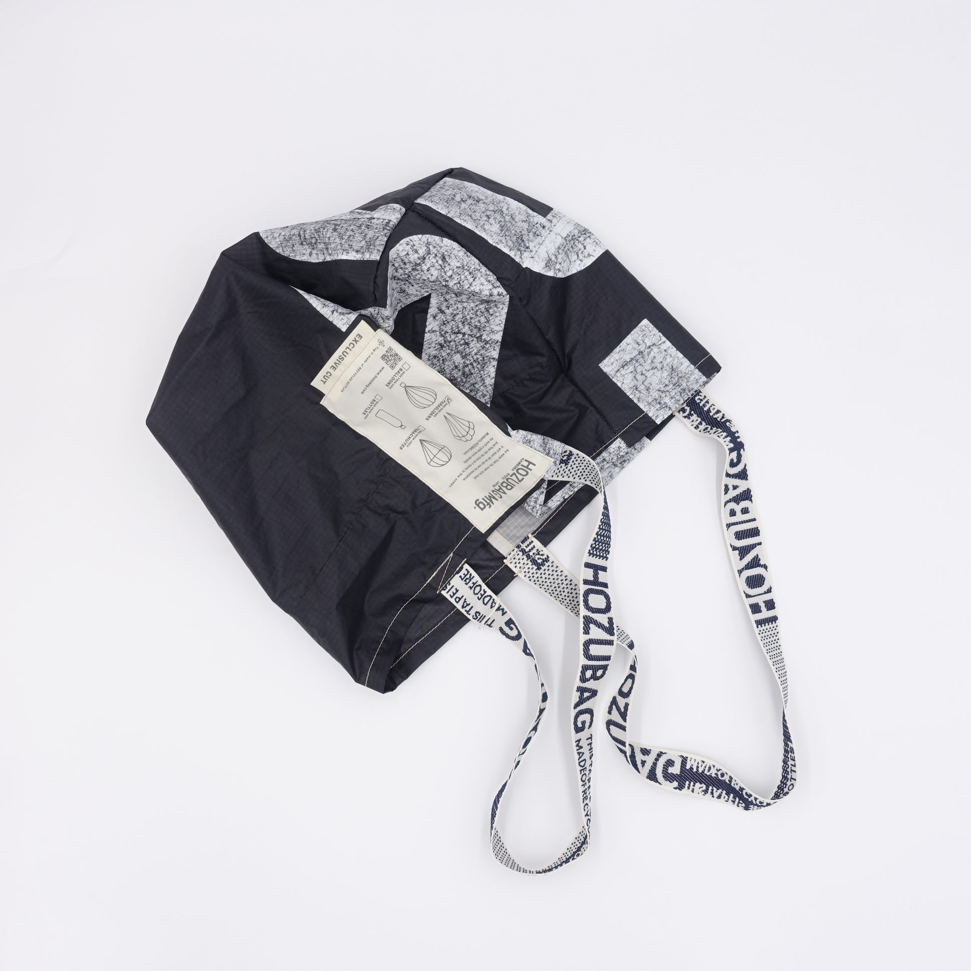 EXCLUSIVE CUT_TOTE M