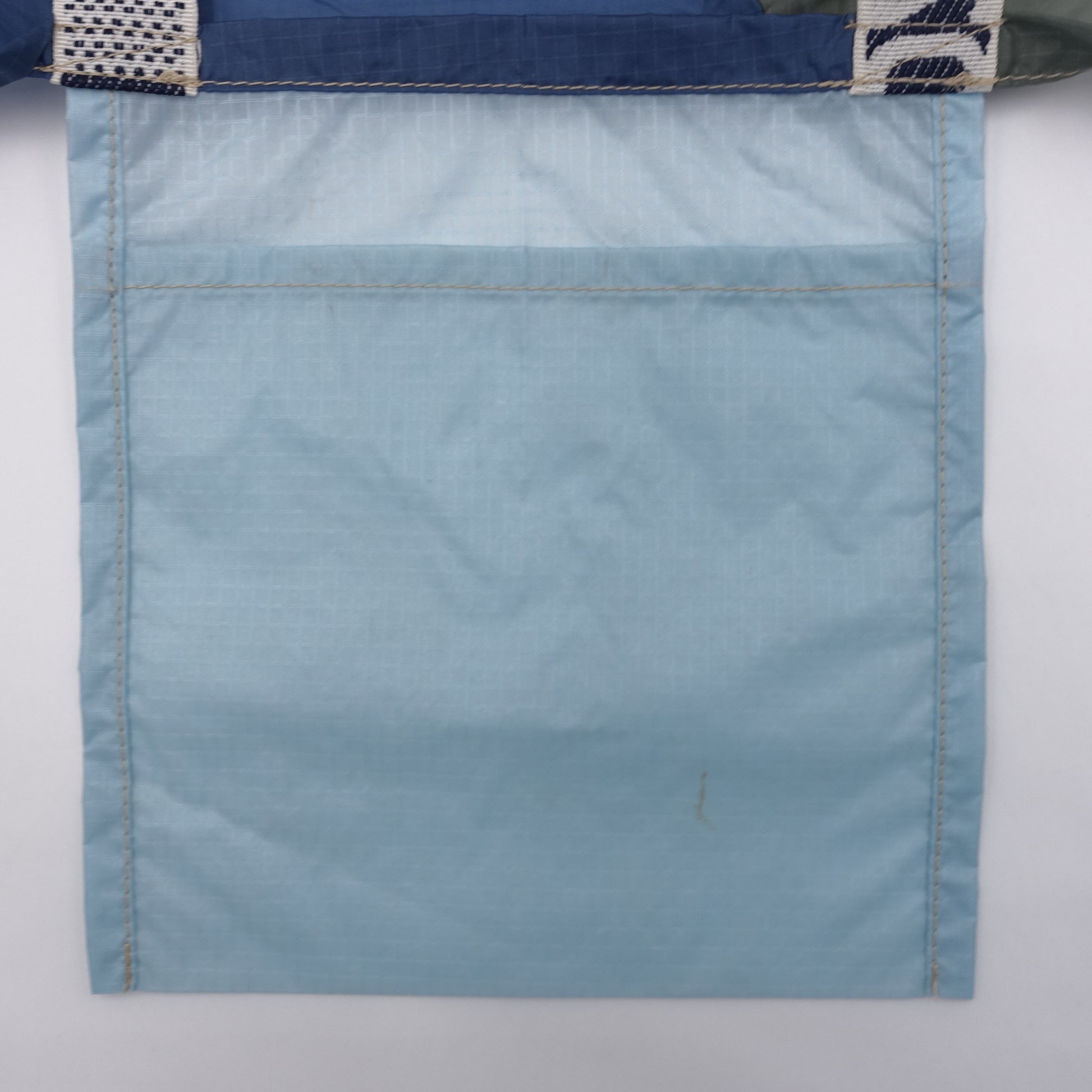 EXCLUSIVE CUT_TOTE M