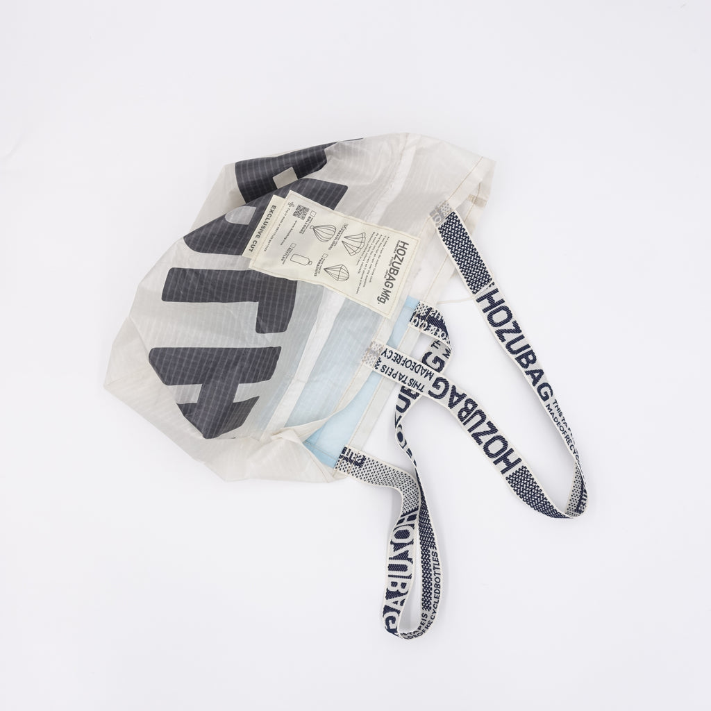EXCLUSIVE CUT_TOTE M