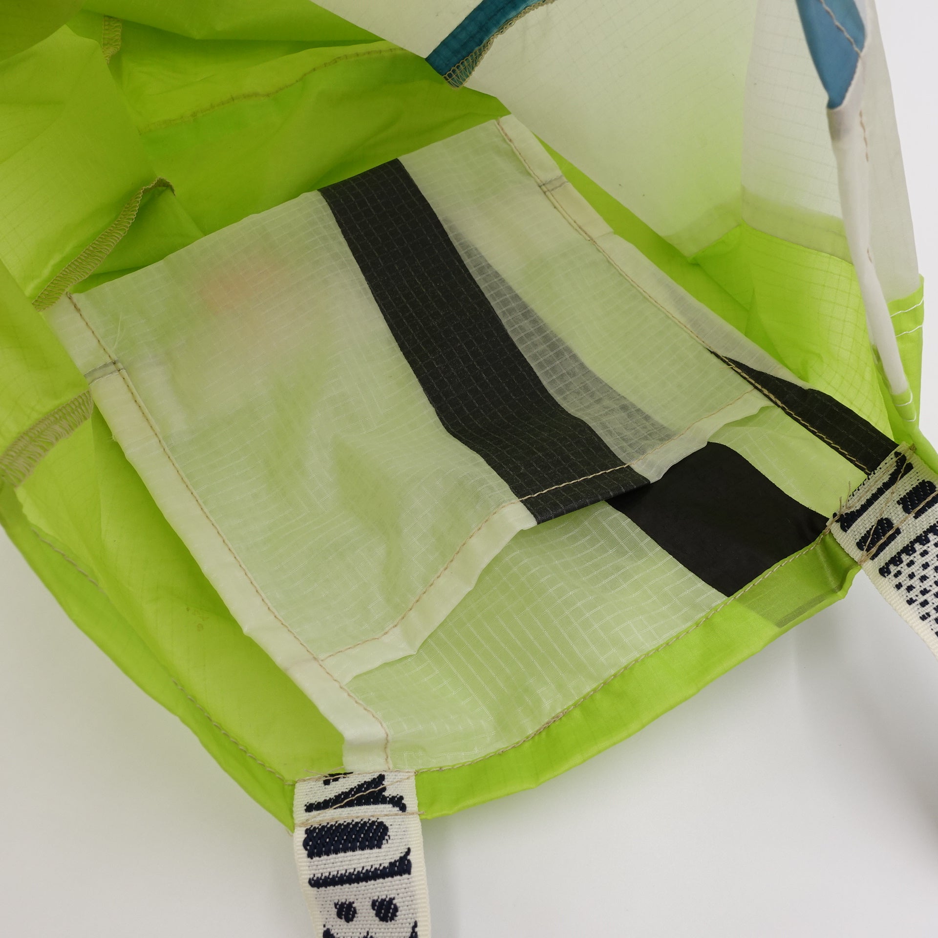 EXCLUSIVE CUT_TOTE L