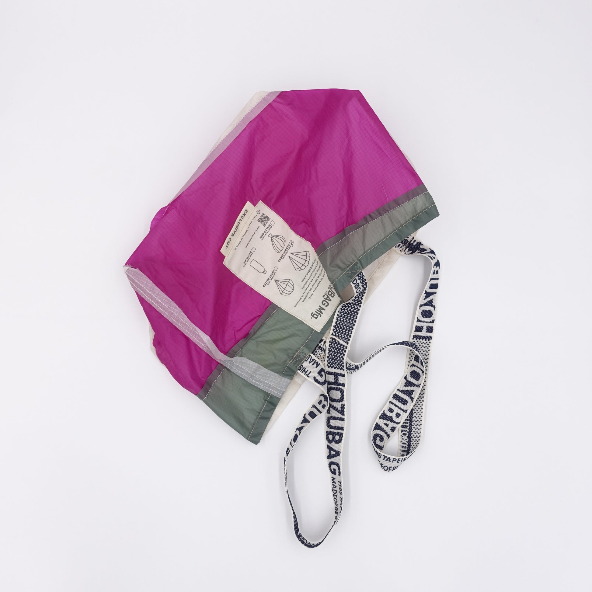 EXCLUSIVE CUT_TOTE M