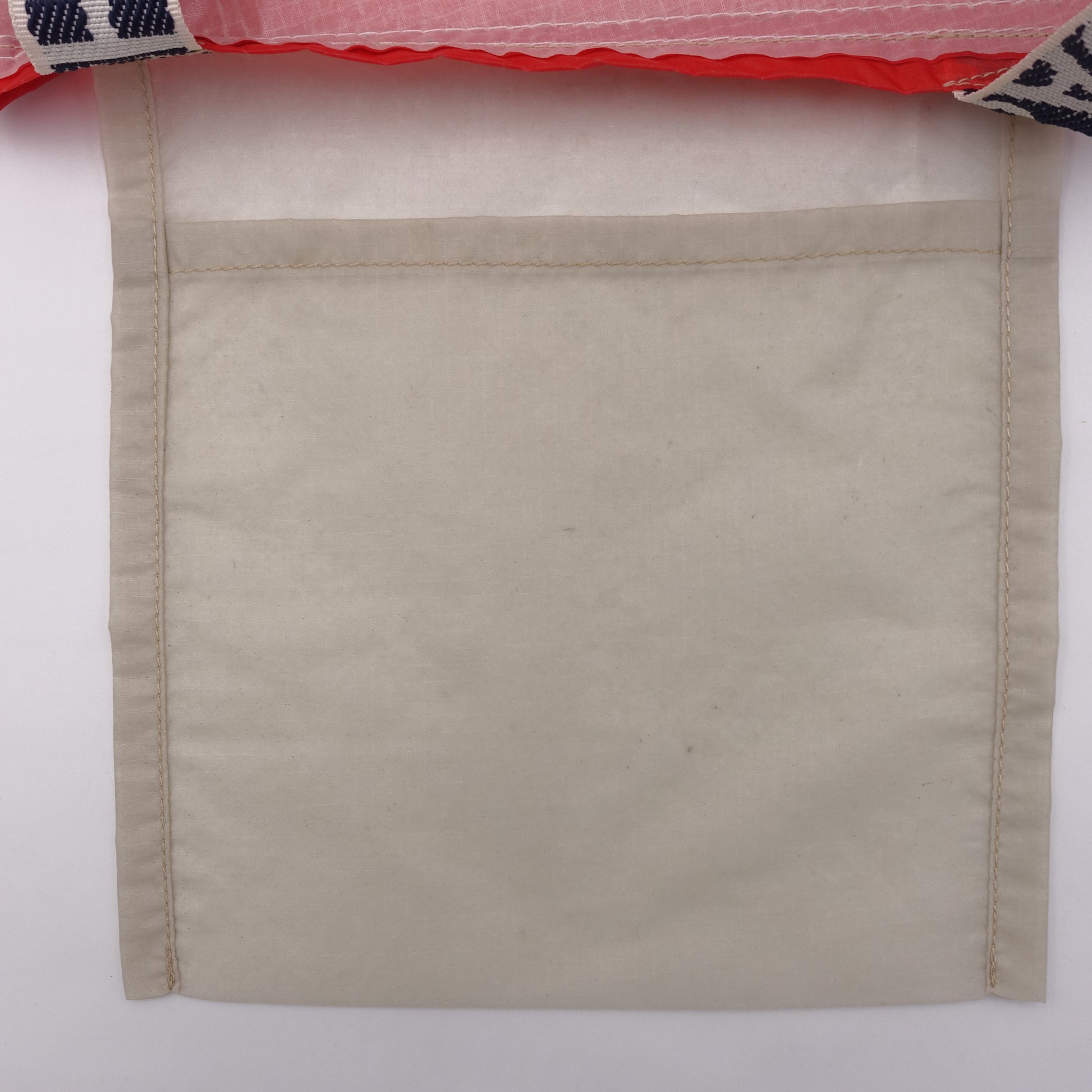 EXCLUSIVE CUT_TOTE M