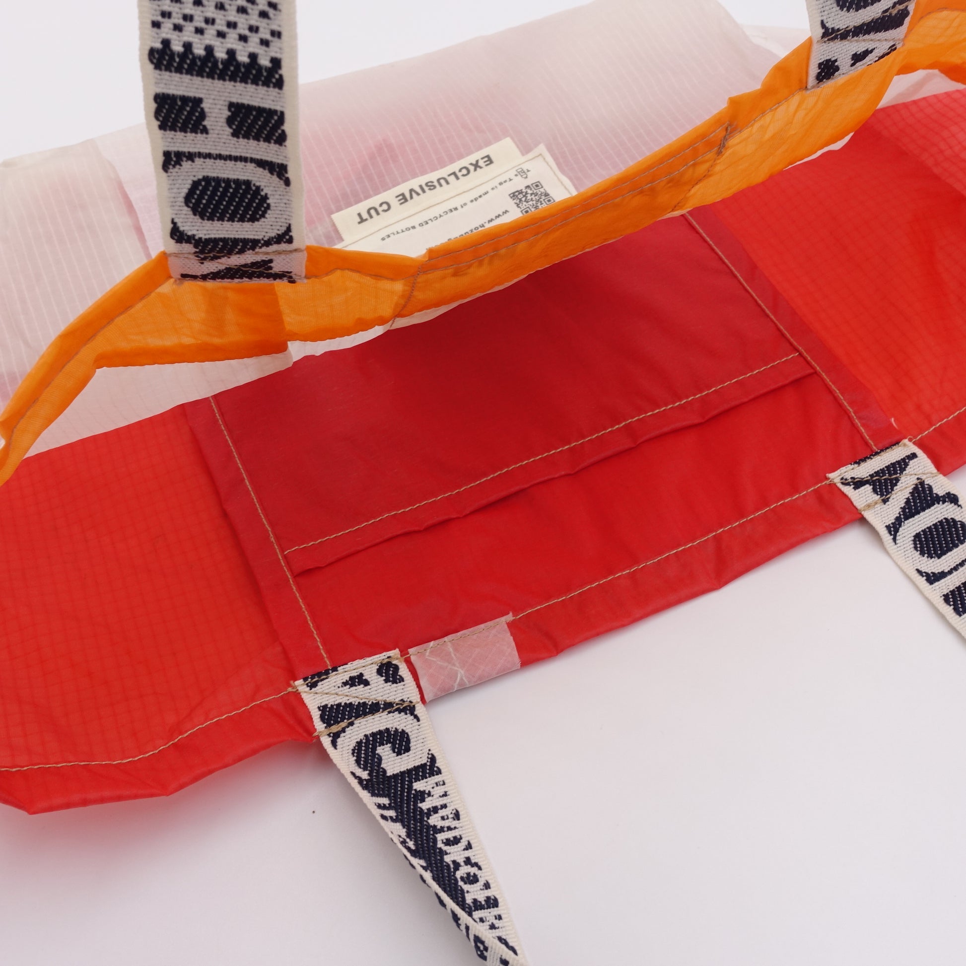 EXCLUSIVE CUT_TOTE M