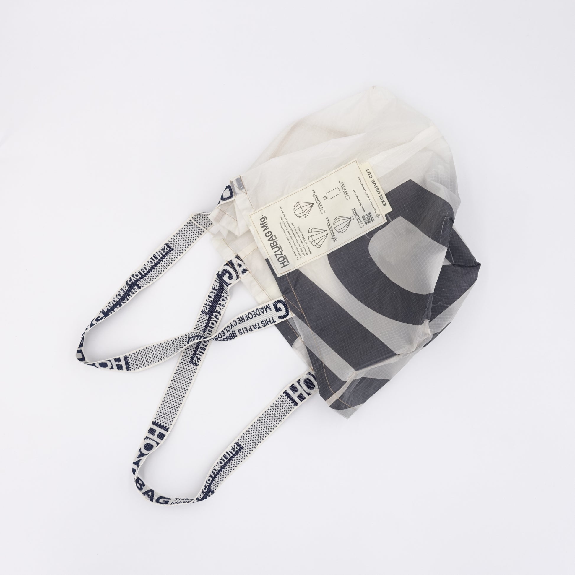 EXCLUSIVE CUT_TOTE M