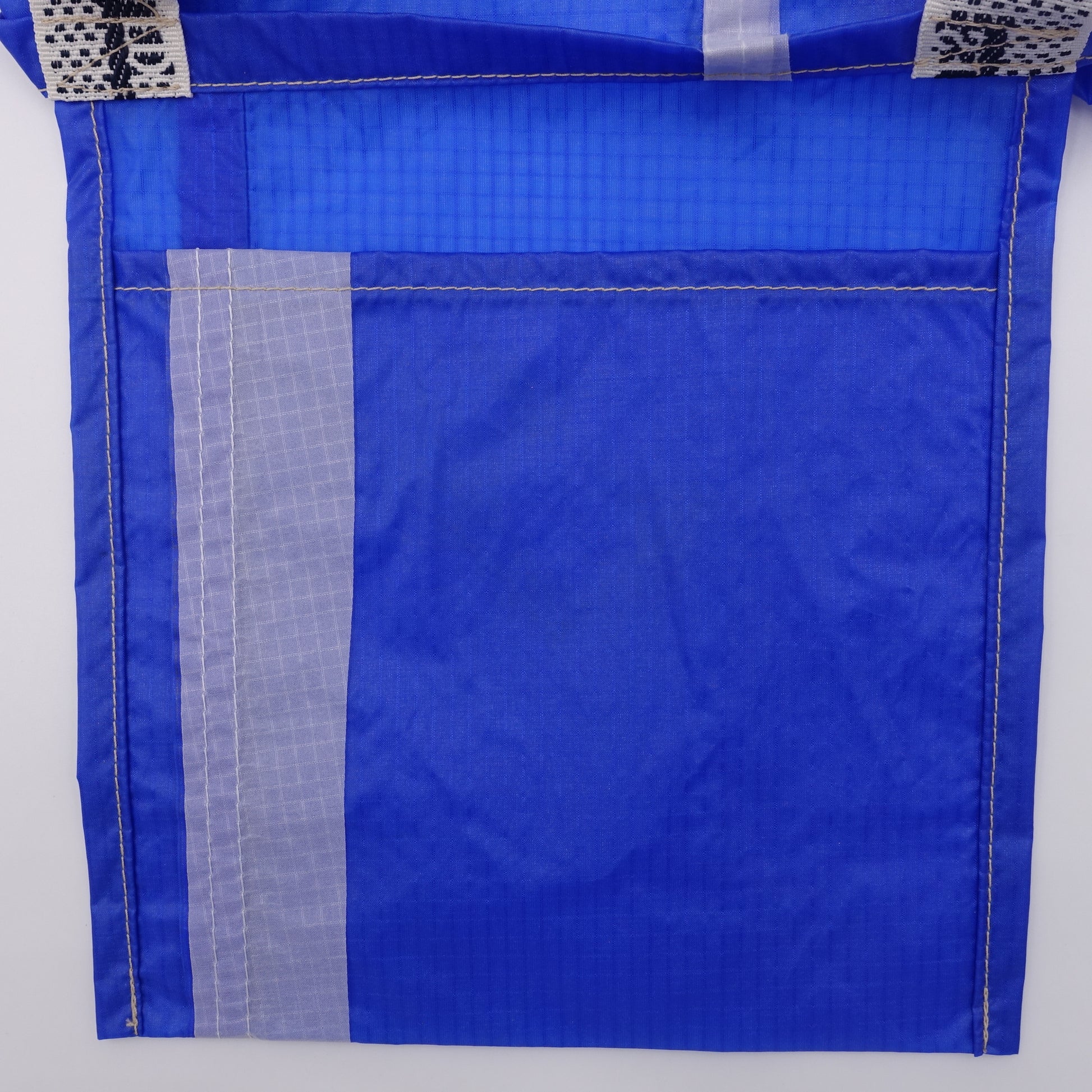 EXCLUSIVE CUT_TOTE M