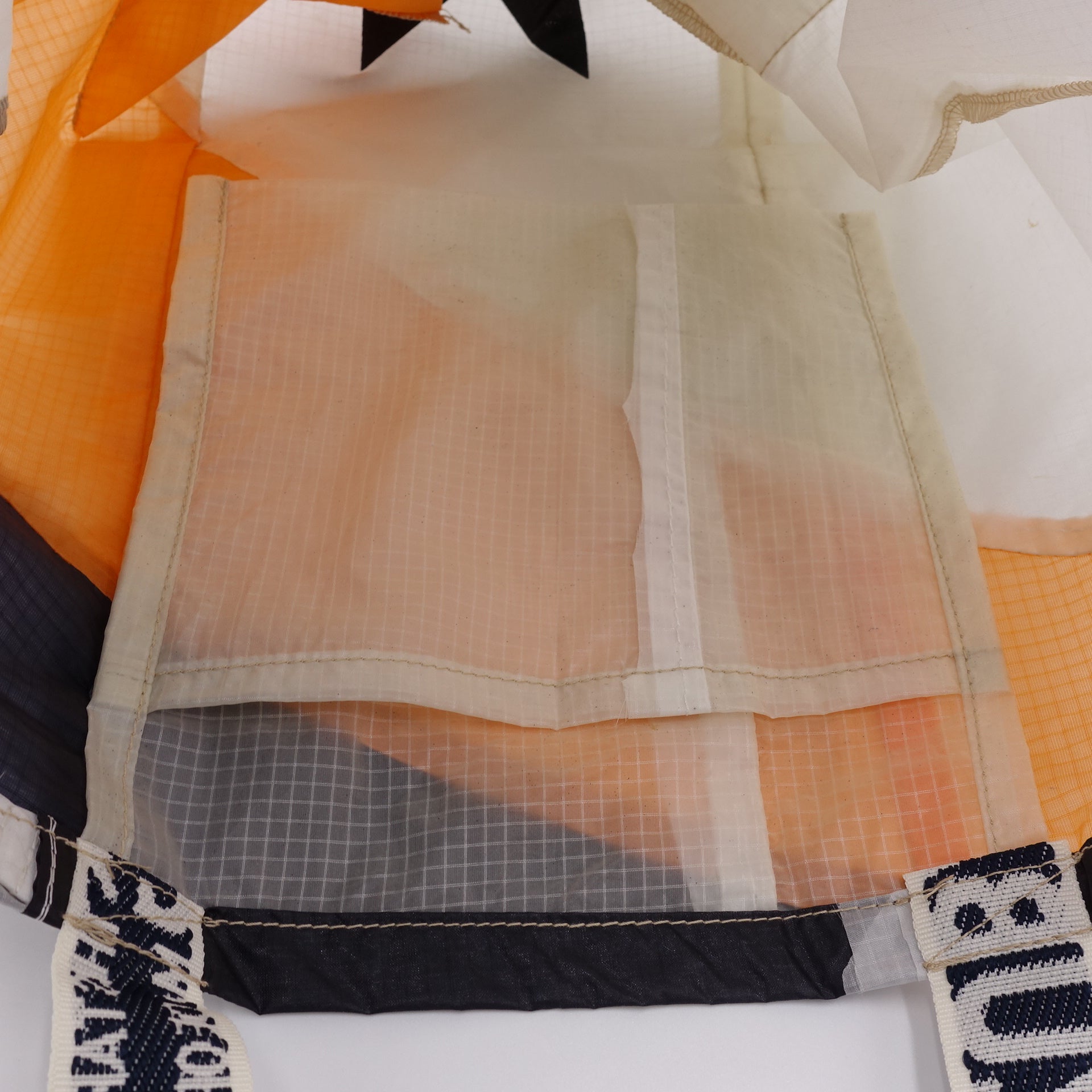 EXCLUSIVE CUT_TOTE M