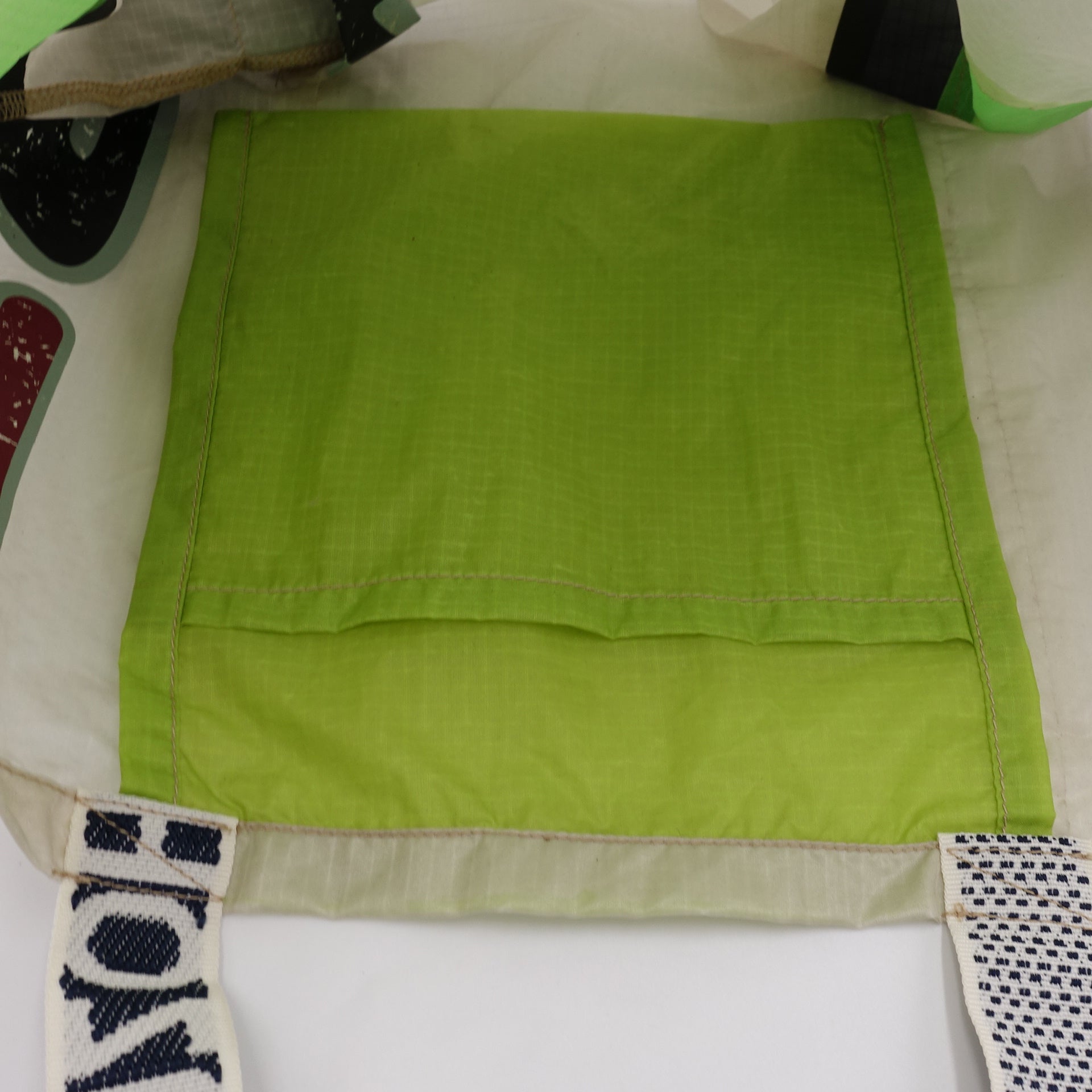 EXCLUSIVE CUT_TOTE M