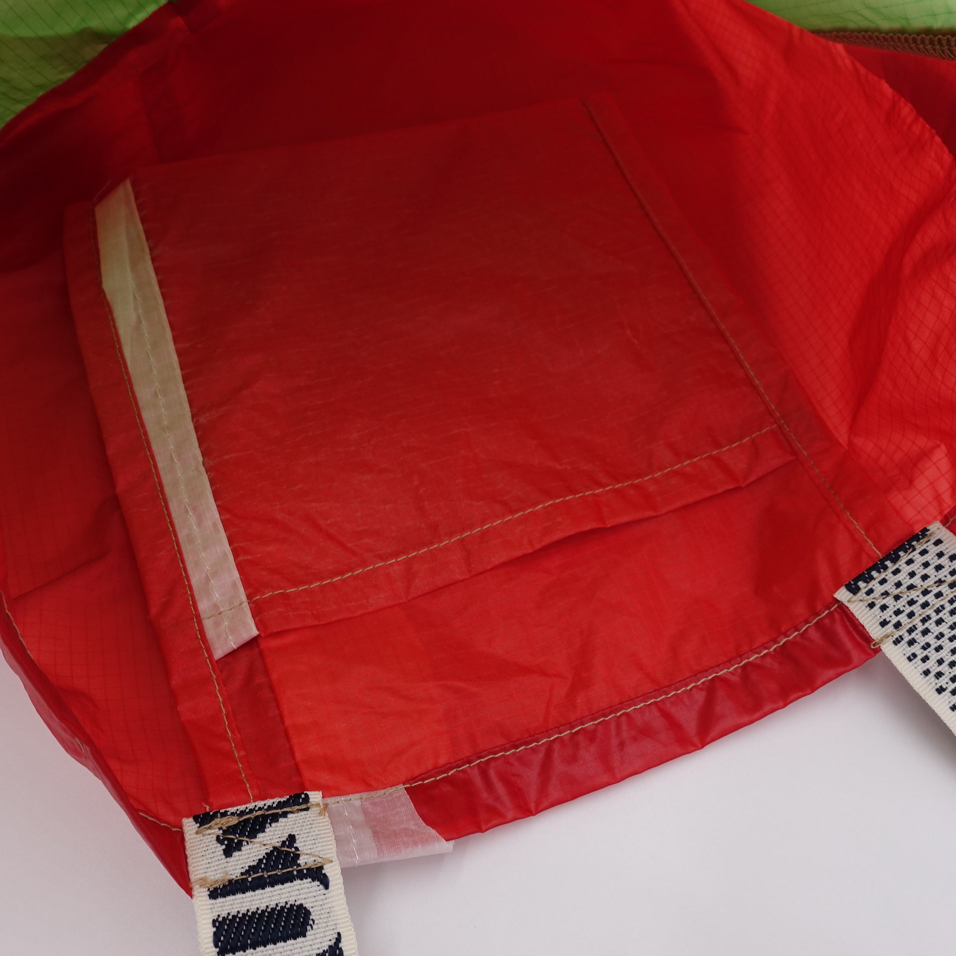 EXCLUSIVE CUT_TOTE L