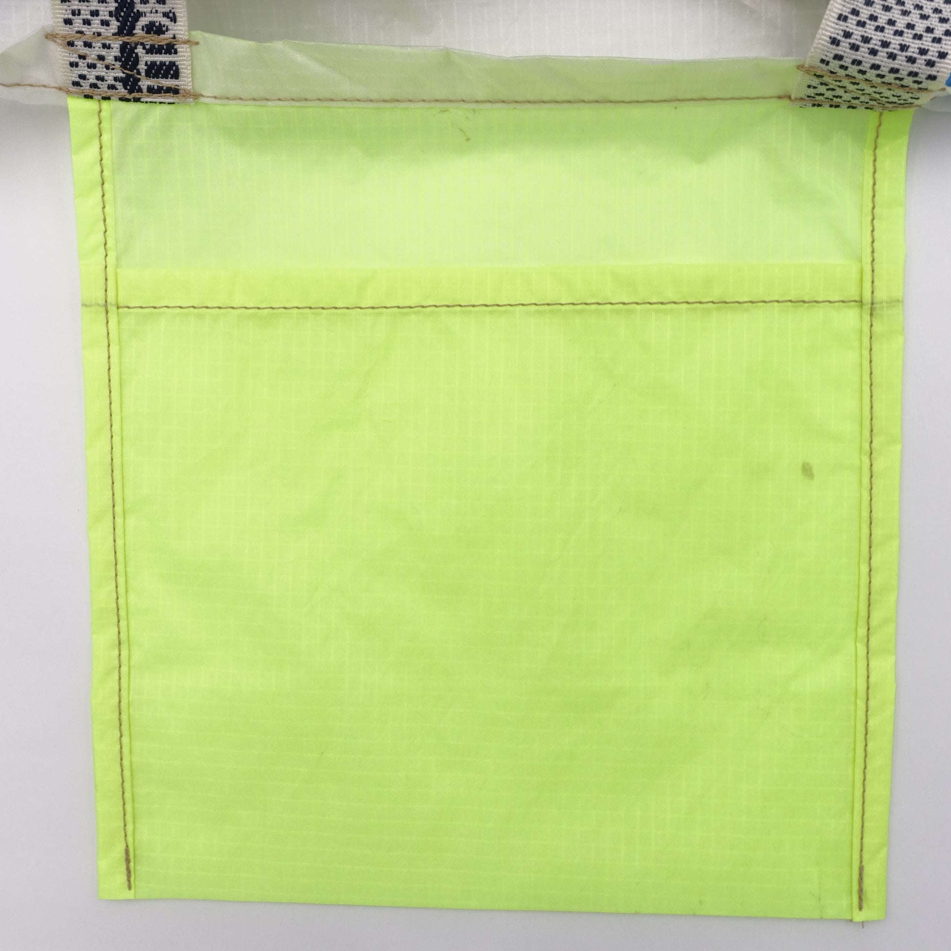 CLASSIC CUT_TOTE M