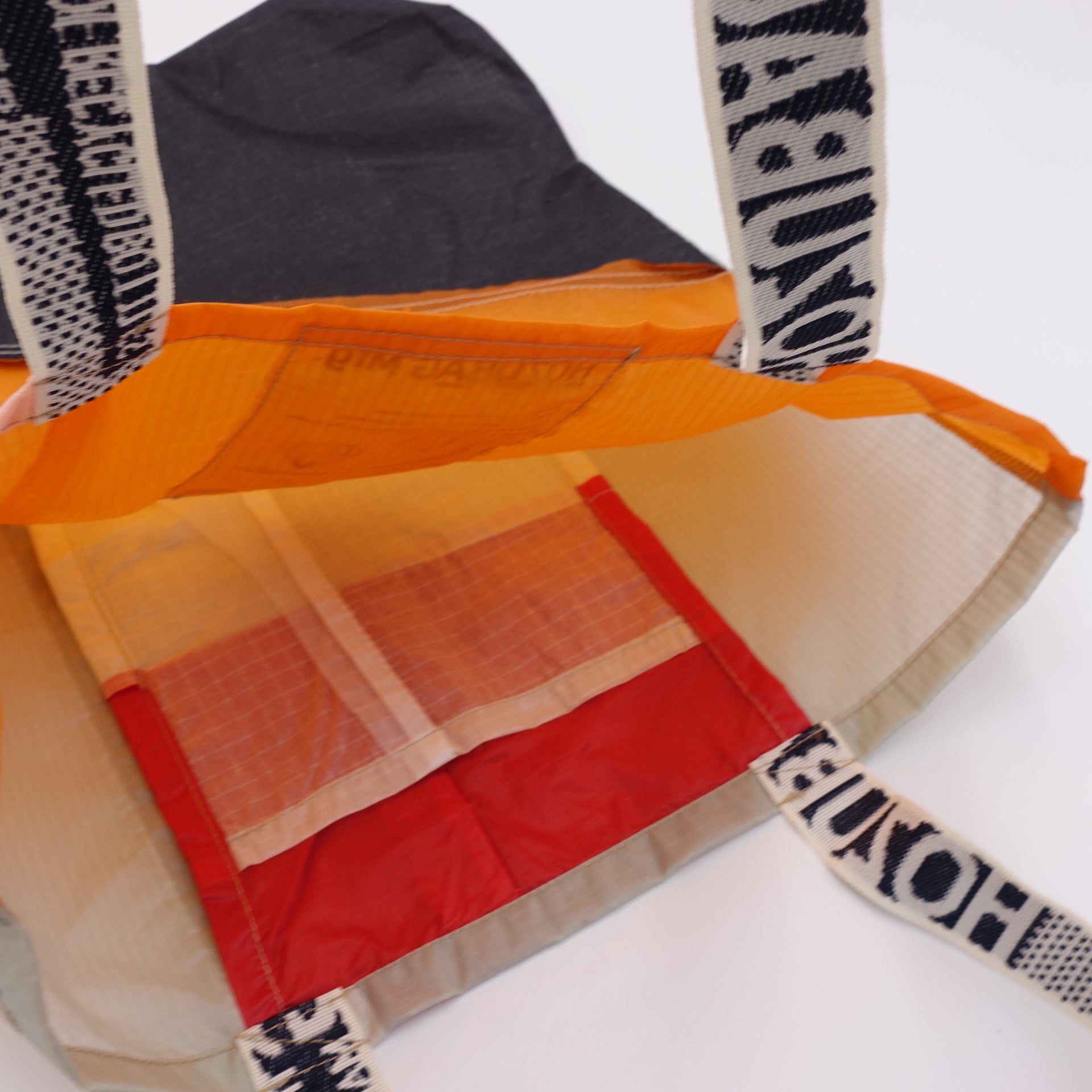 EXCLUSIVE CUT_TOTE L