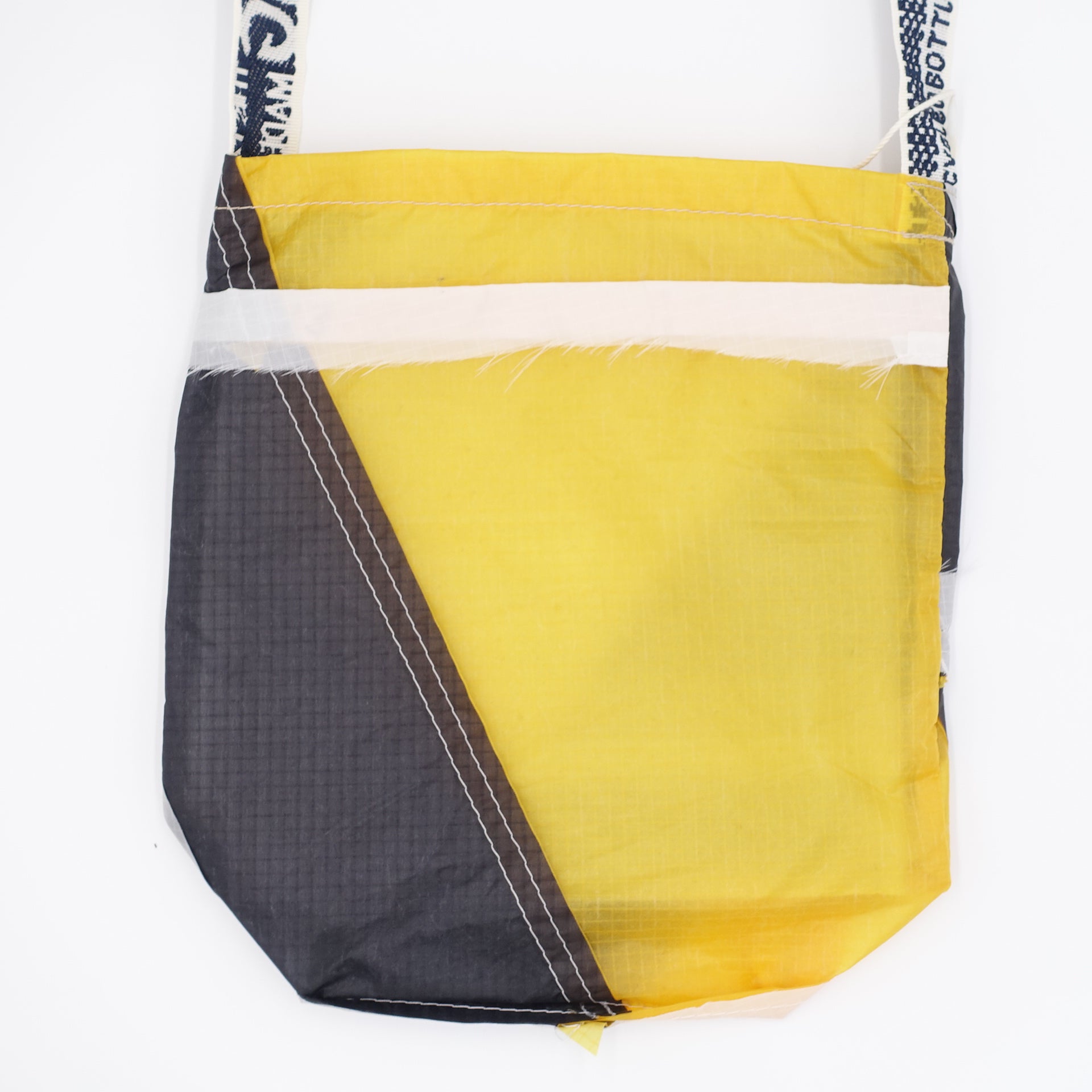 EXCLUSIVE CUT_SACOCHE