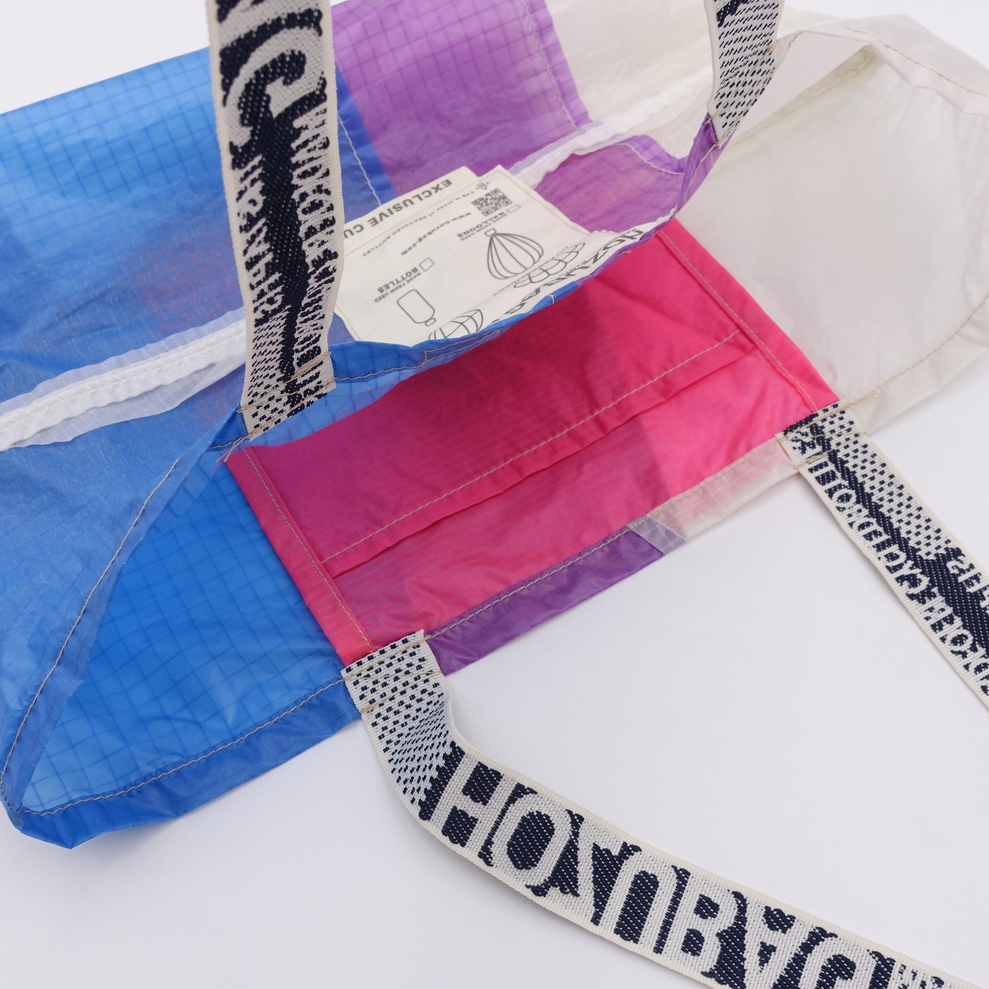 EXCLUSIVE CUT_TOTE M
