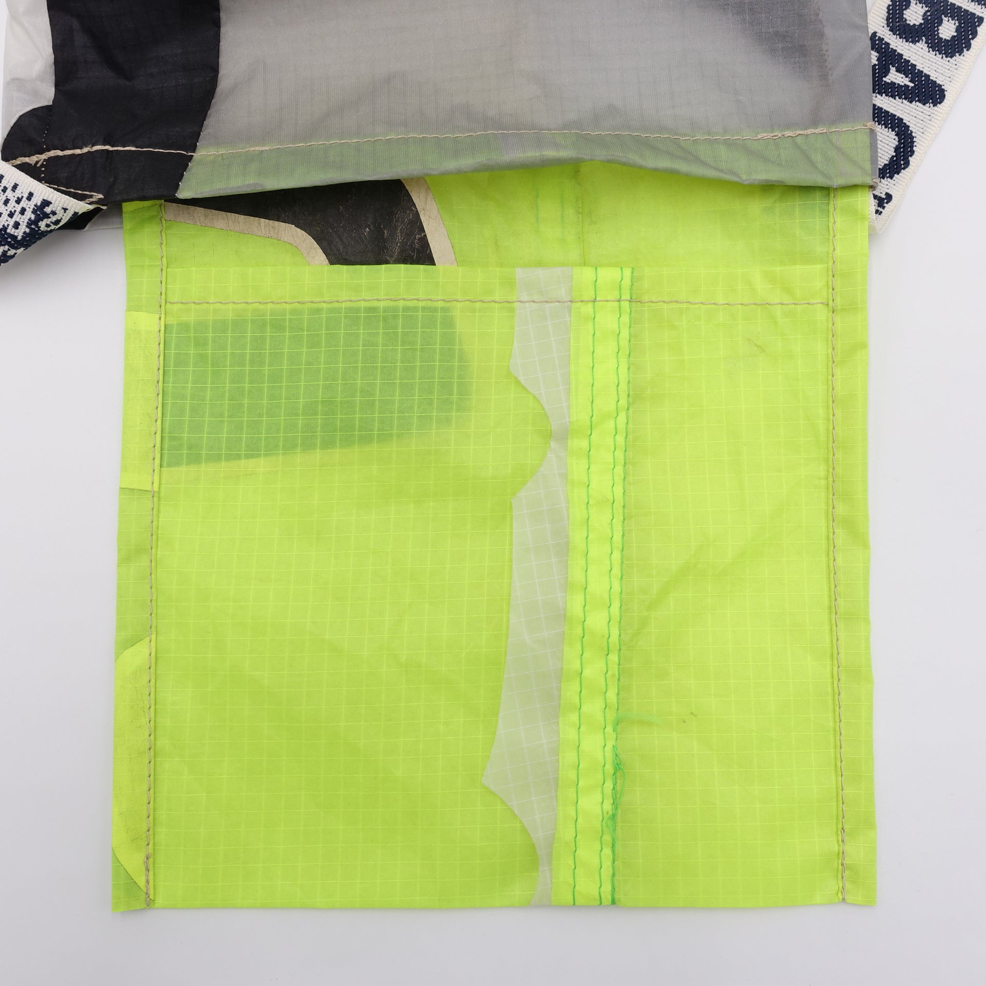 EXCLUSIVE CUT_SACOCHE