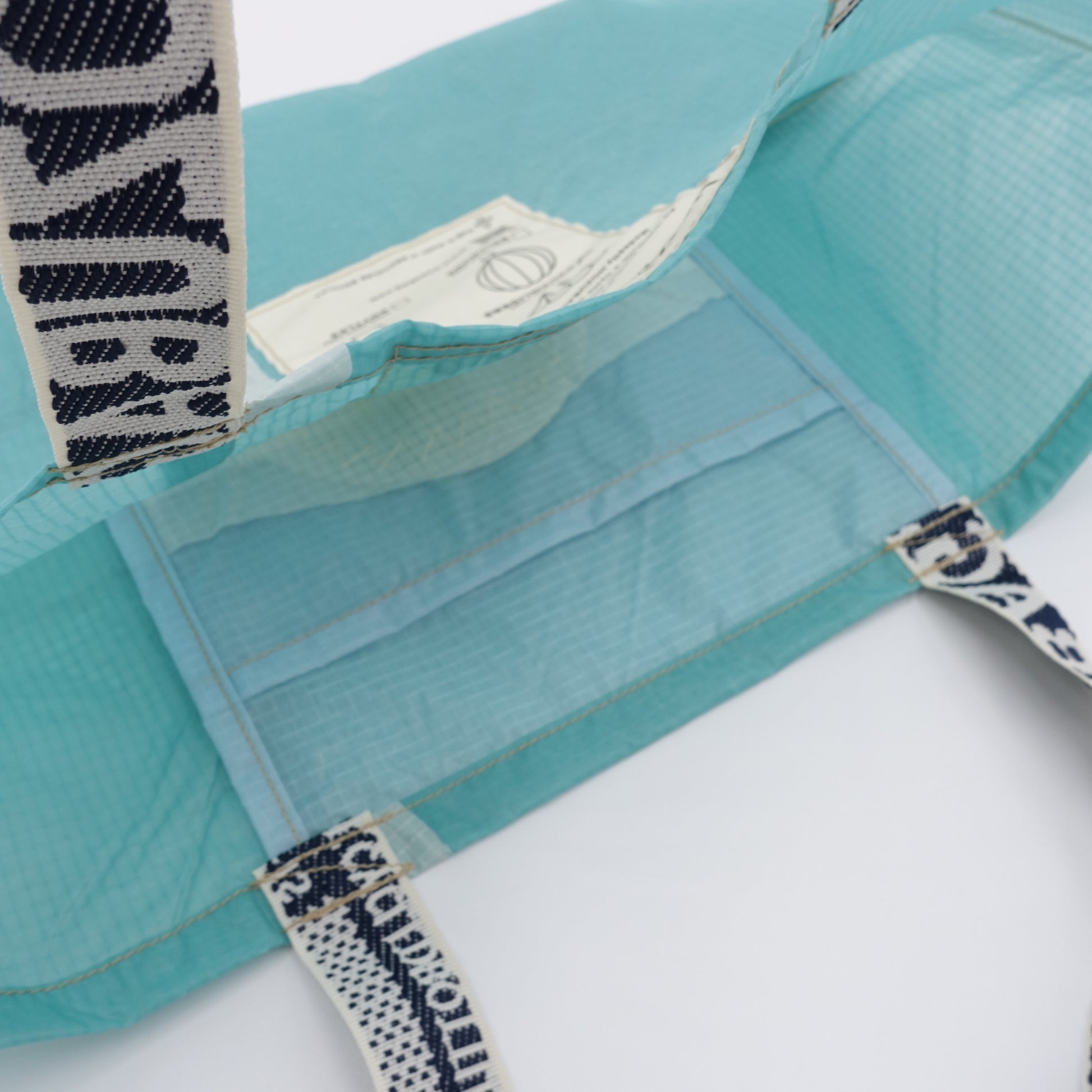 CLASSIC CUT_TOTE M