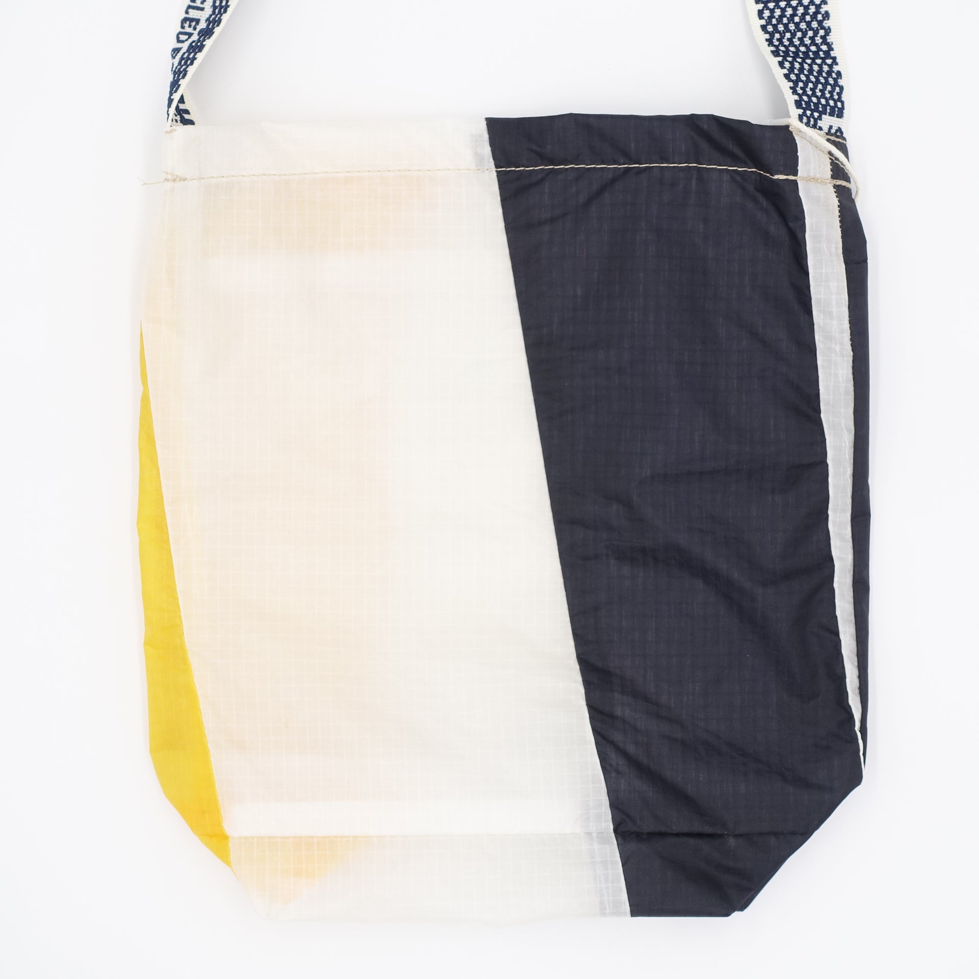 EXCLUSIVE CUT_SACOCHE