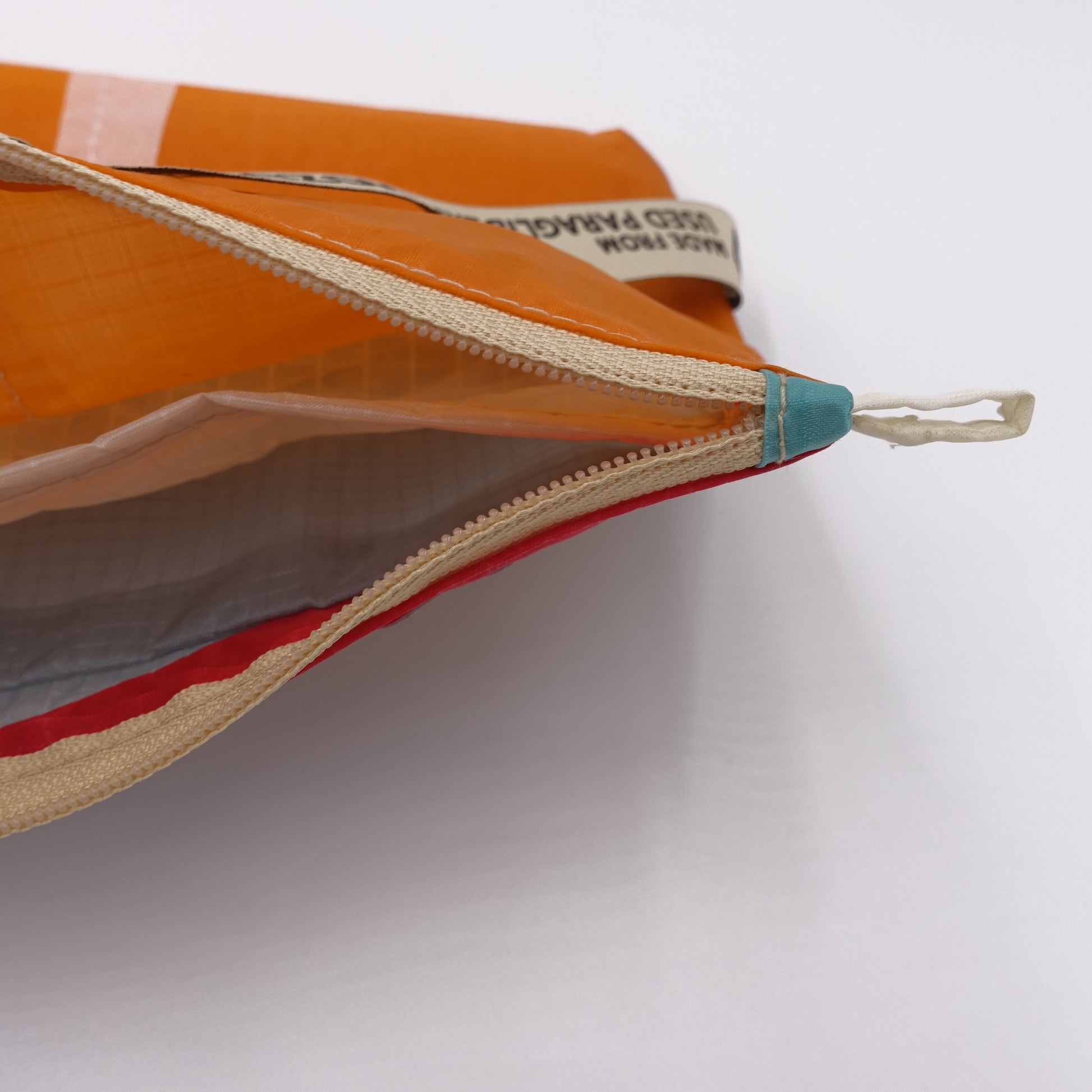 ZIP POUCH_M