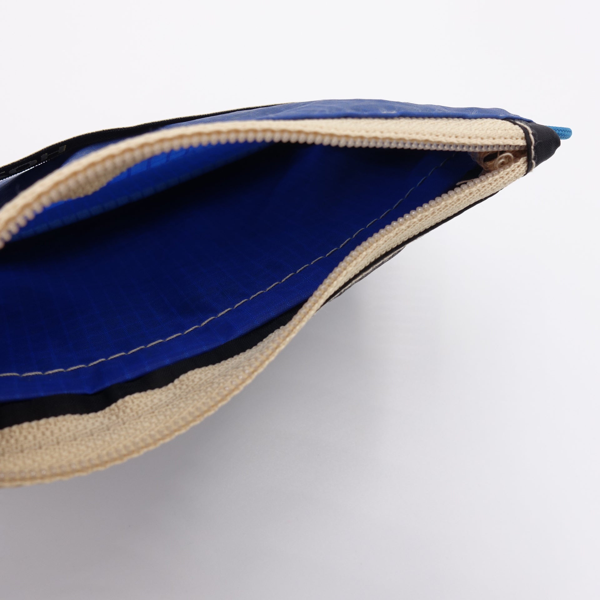 ZIP POUCH_S