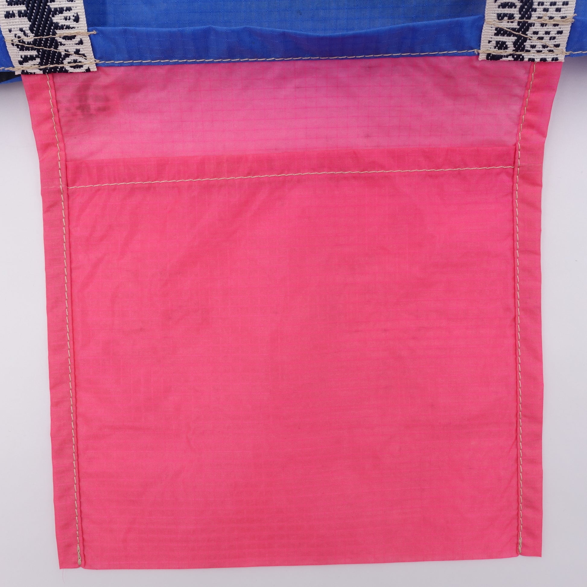 EXCLUSIF CUT_TOTE M