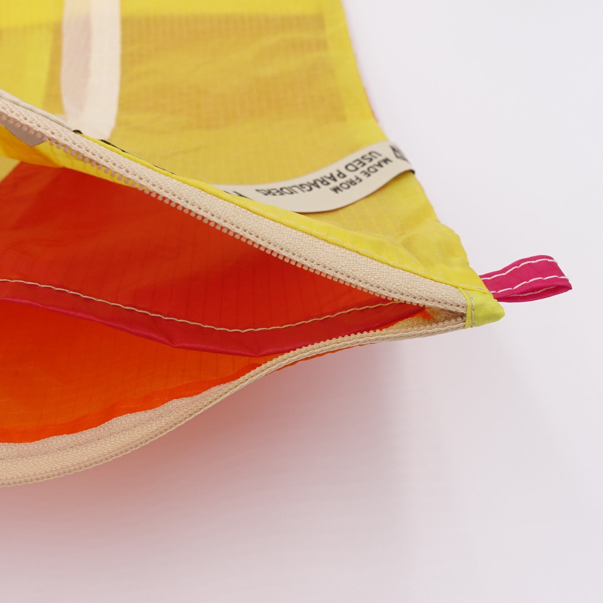 ZIP POUCH_L