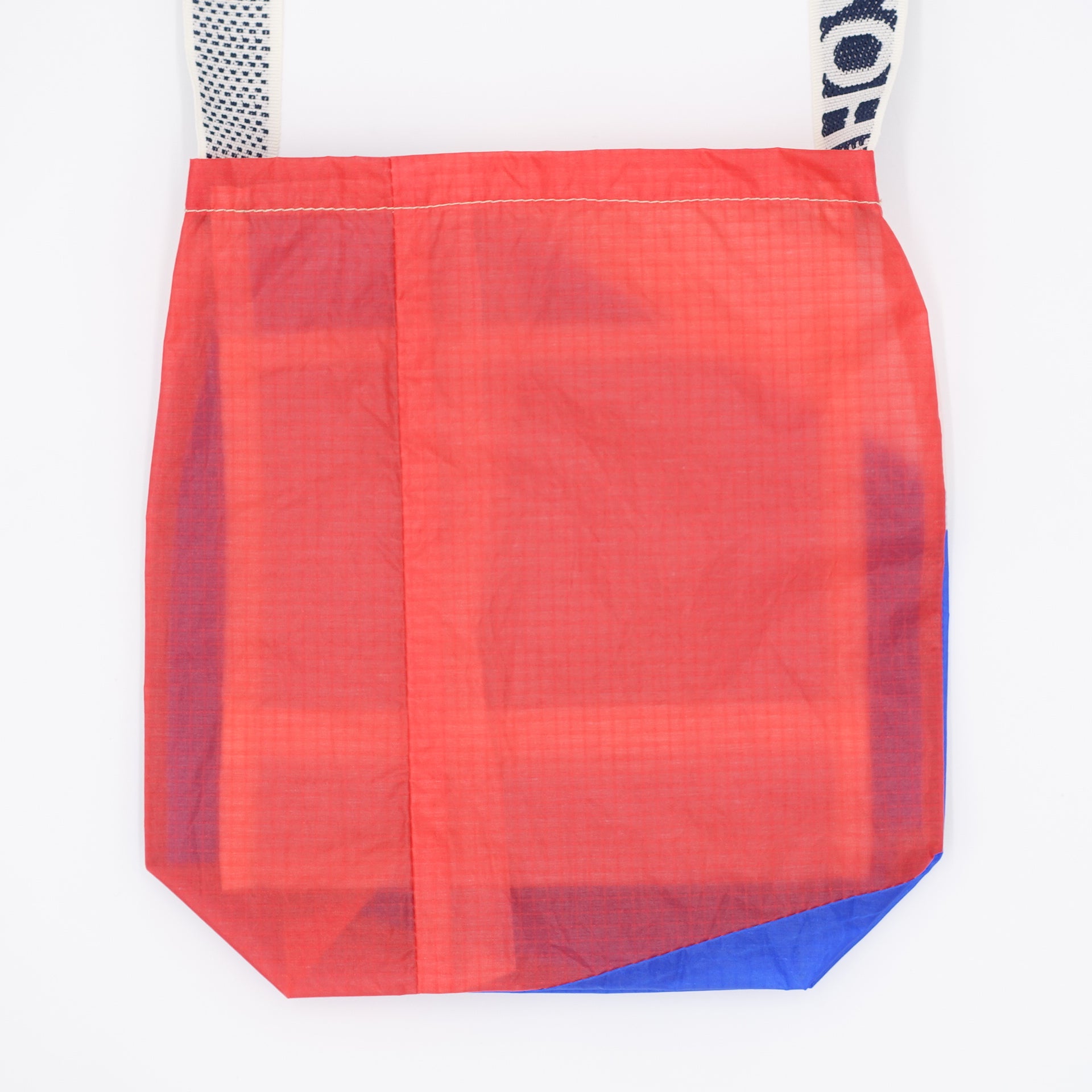 EXCLUSIVE CUT_SACOCHE