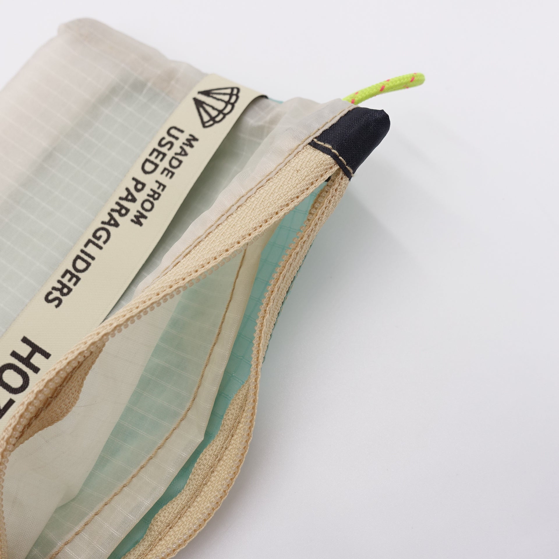 ZIP POUCH_S