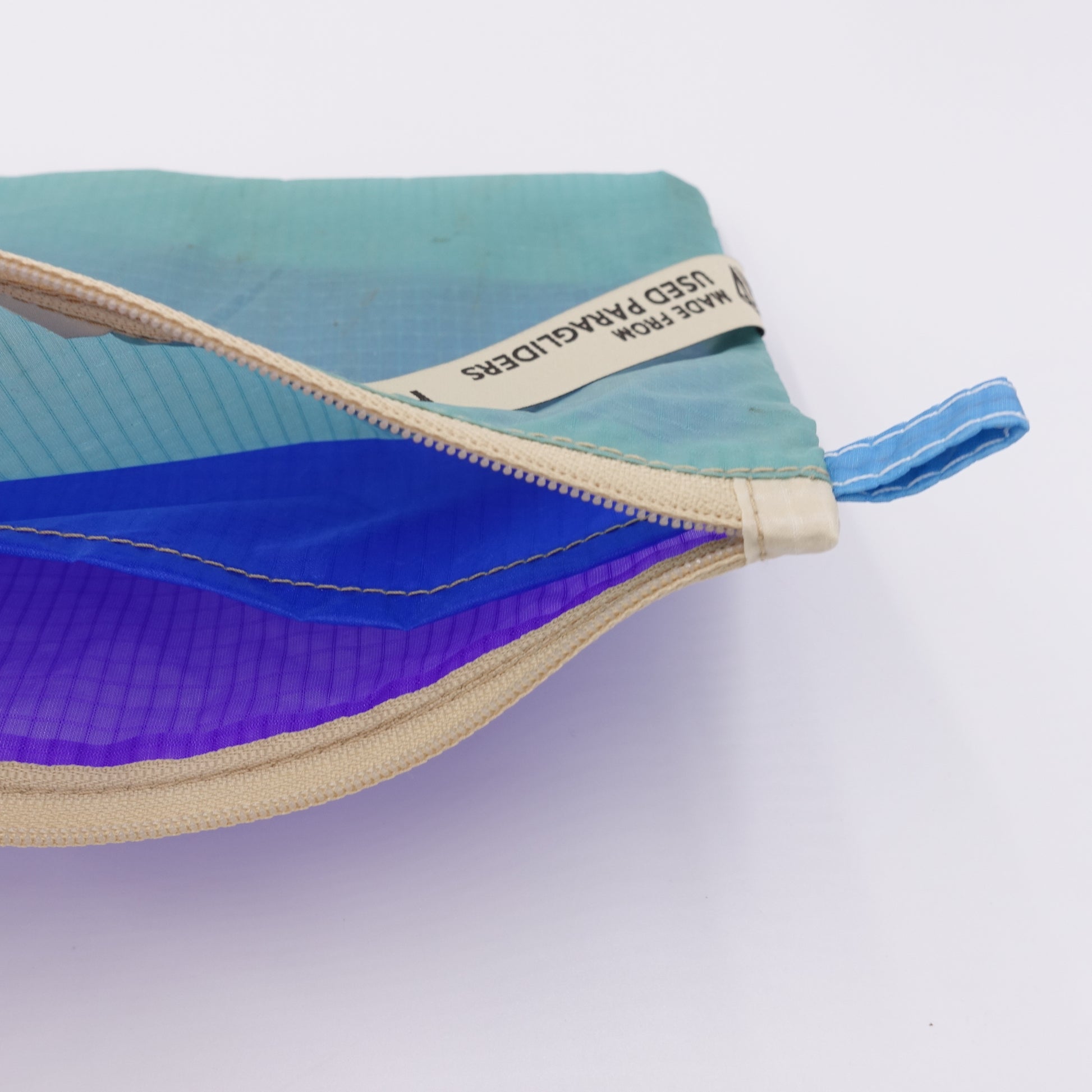 ZIP POUCH_M