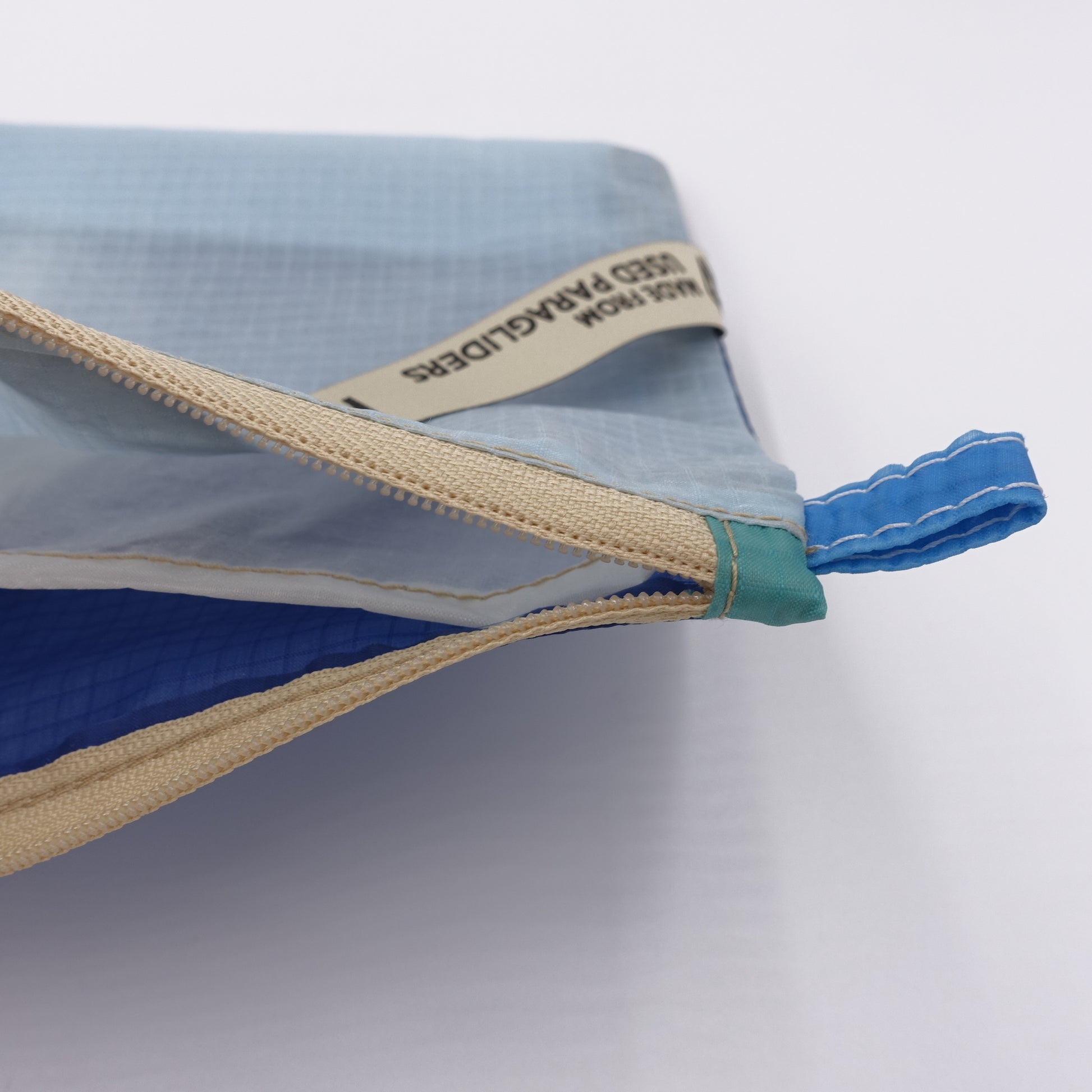ZIP POUCH_M