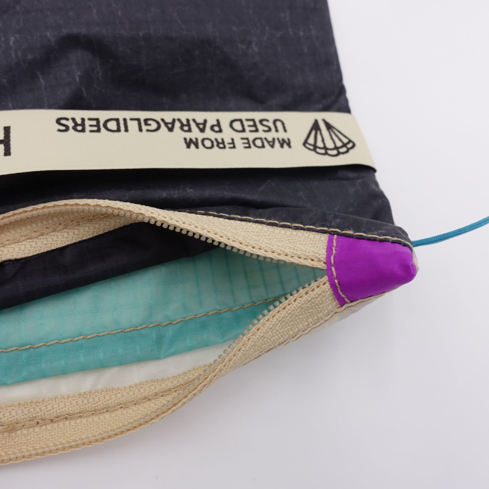 ZIP POUCH_S
