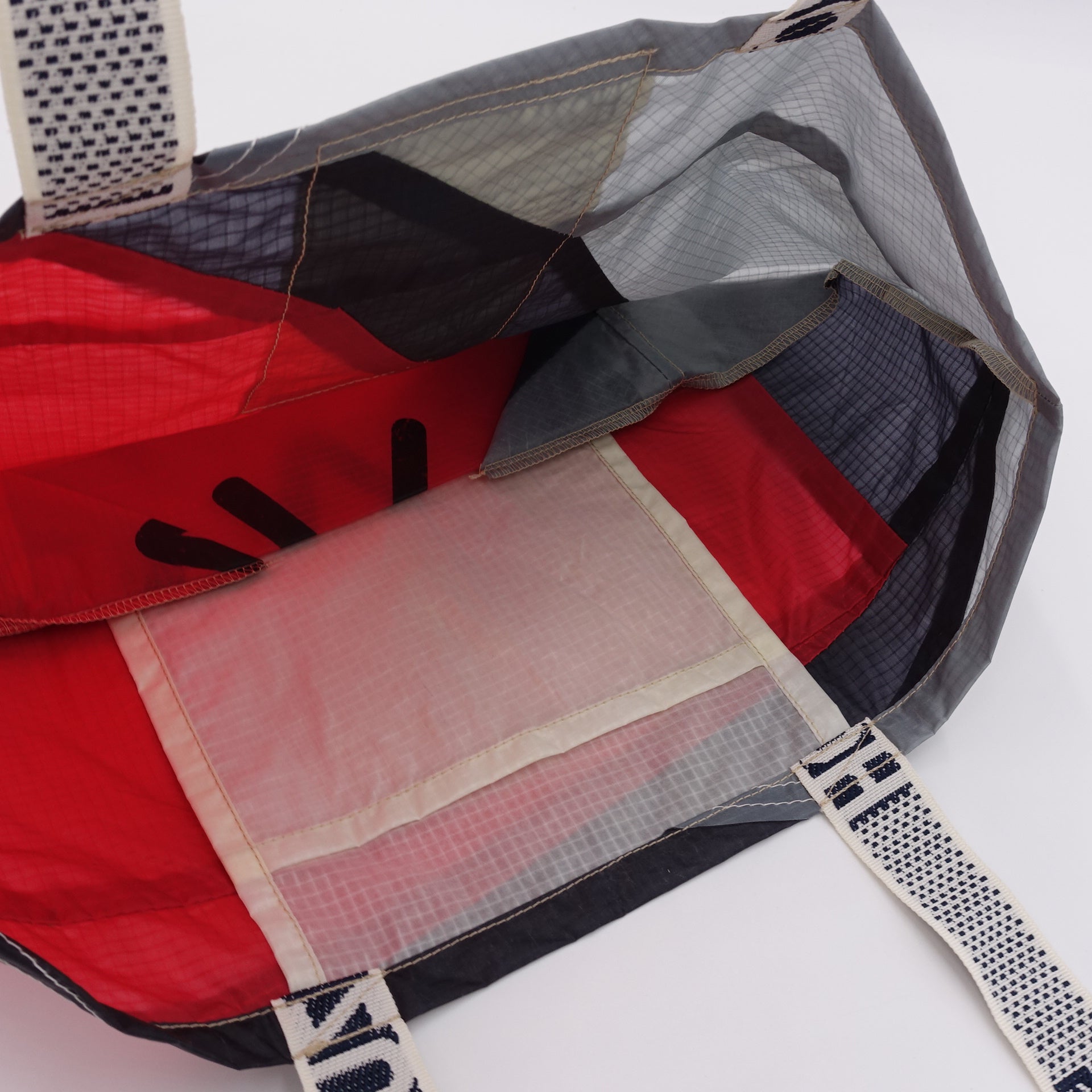 EXCLUSIVE CUT_TOTE M