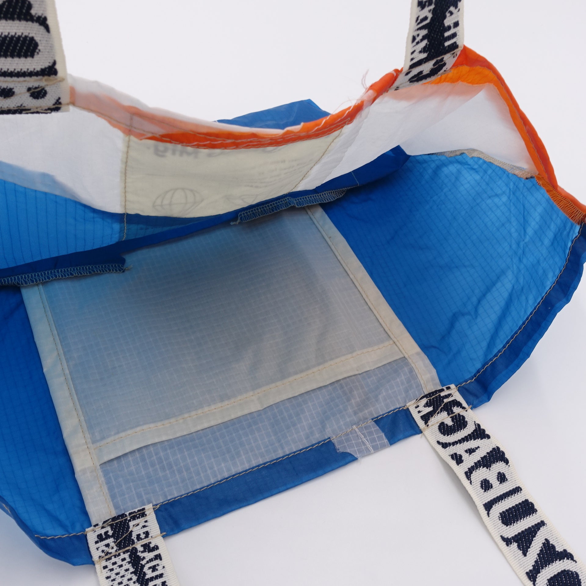 EXCLUSIVE CUT_TOTE M