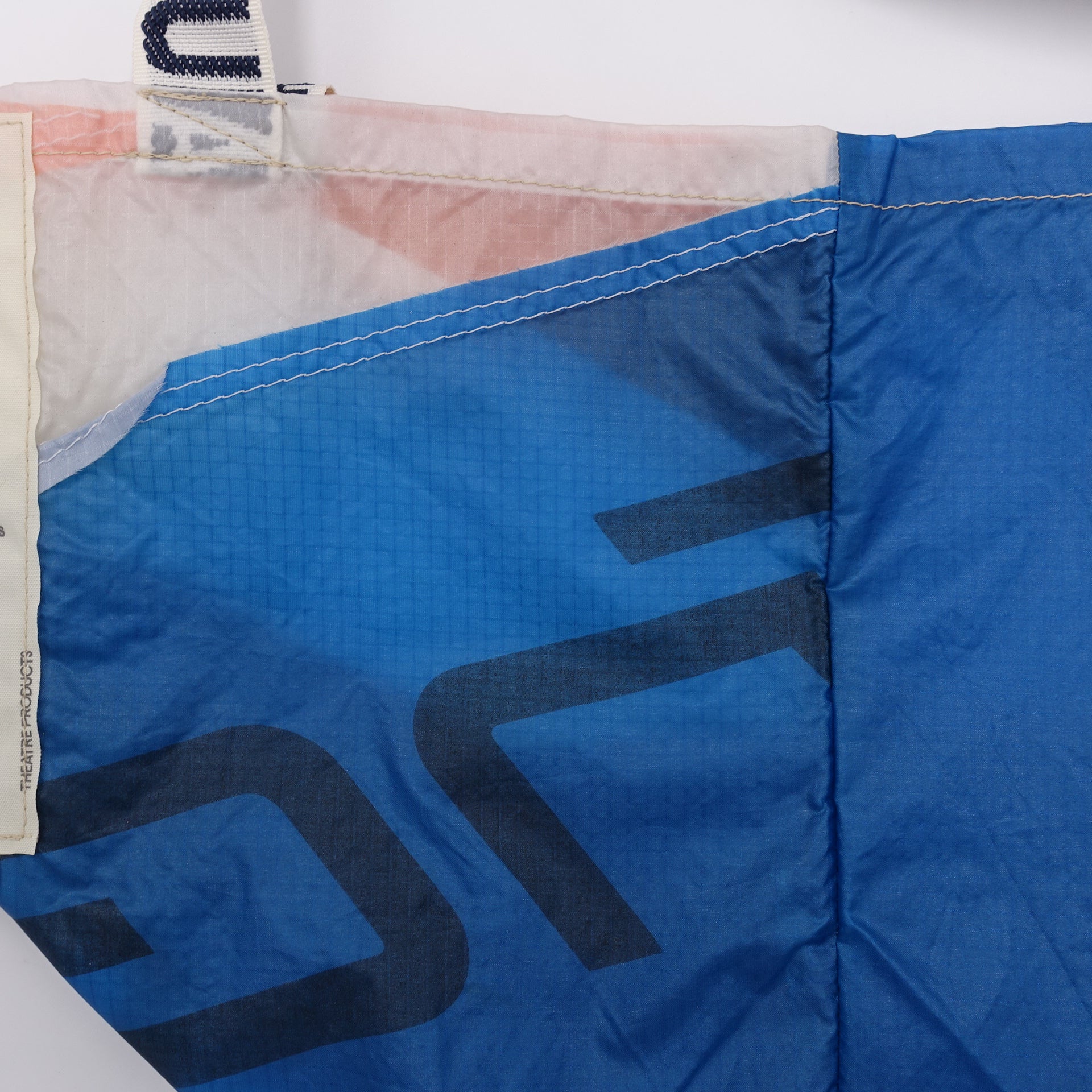 EXCLUSIVE CUT_TOTE M