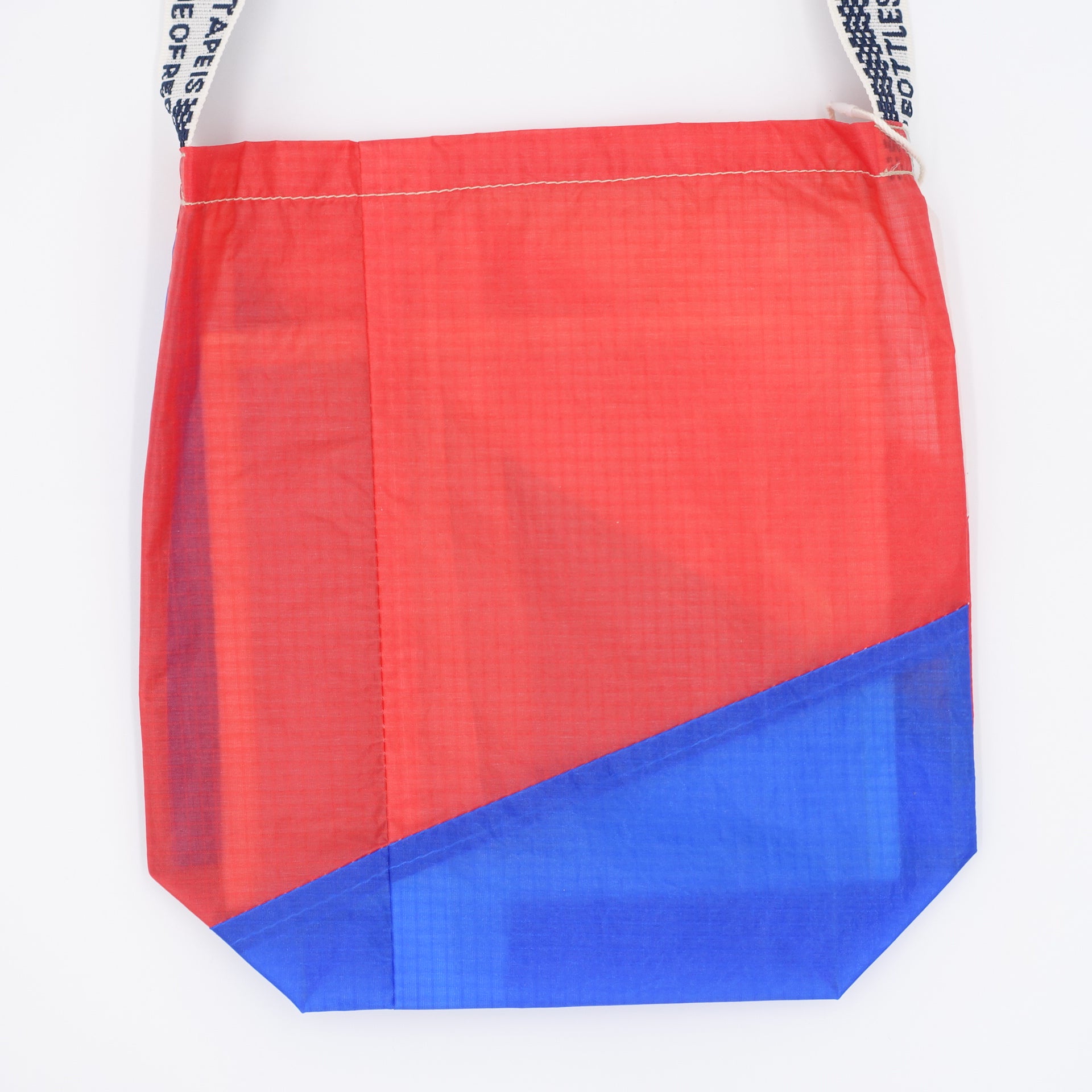 EXCLUSIVE CUT_SACOCHE