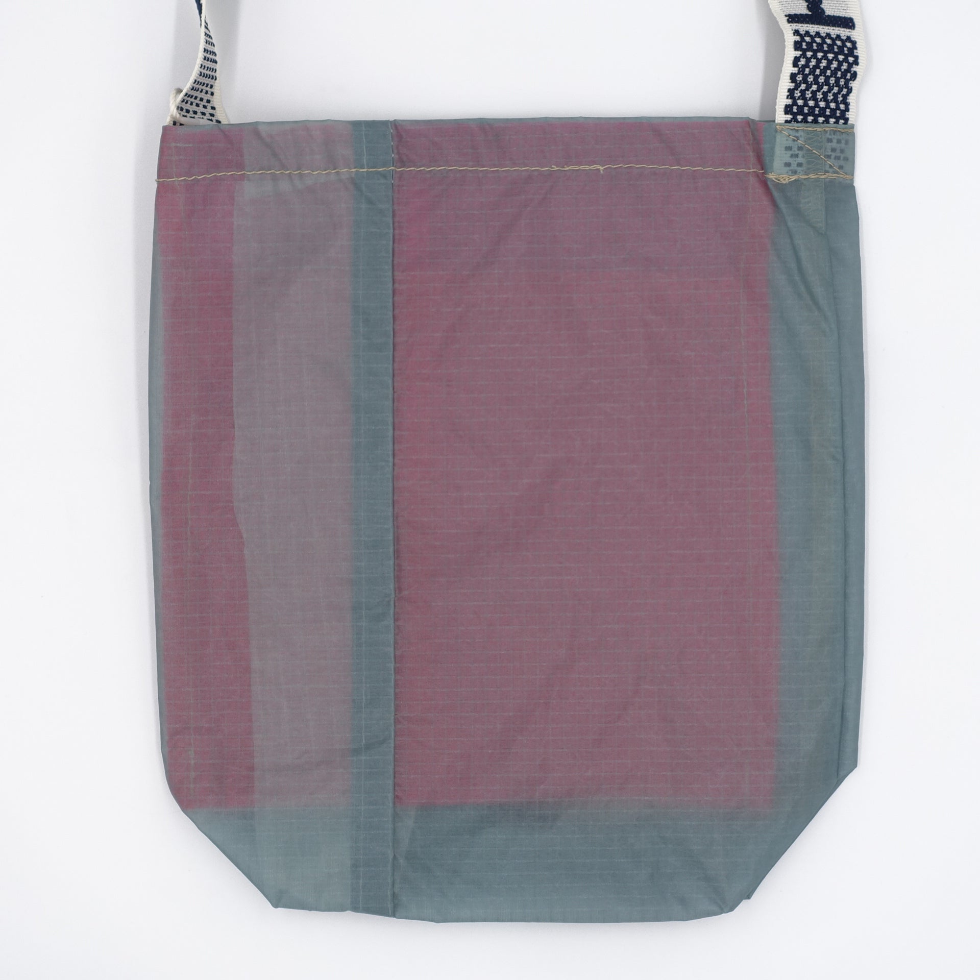 EXCLUSIVE CUT_SACOCHE