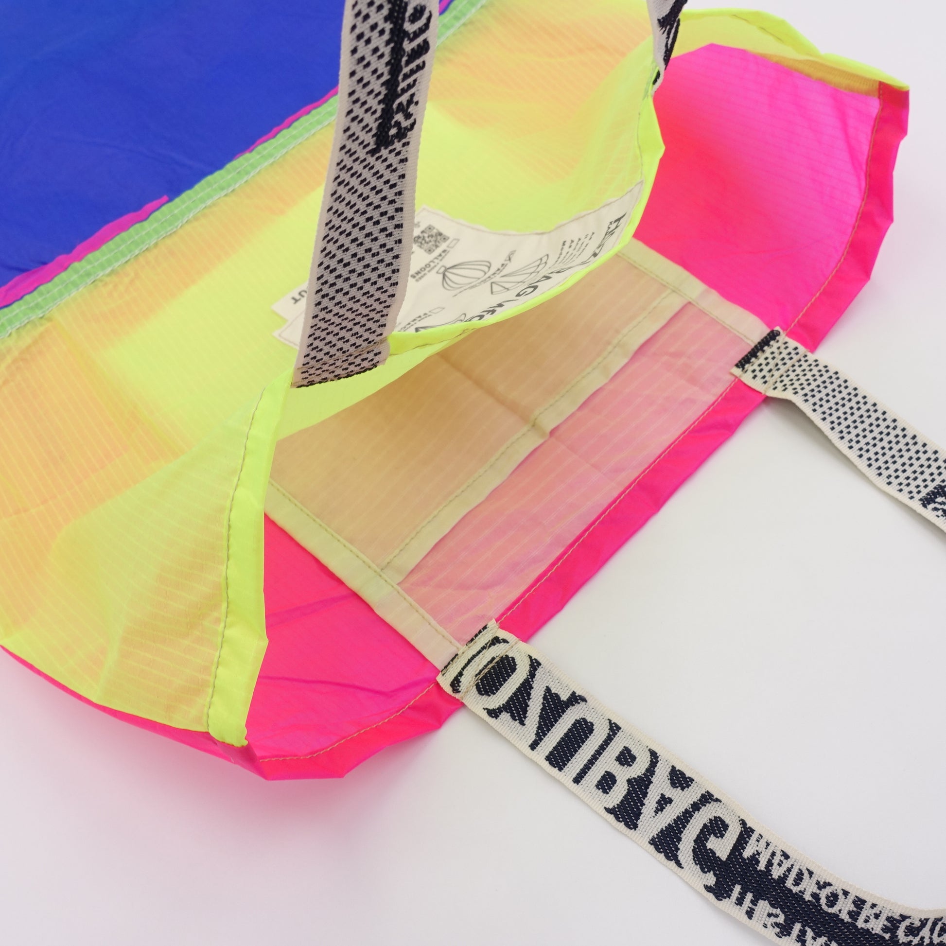 EXCLUSIVE CUT_TOTE L