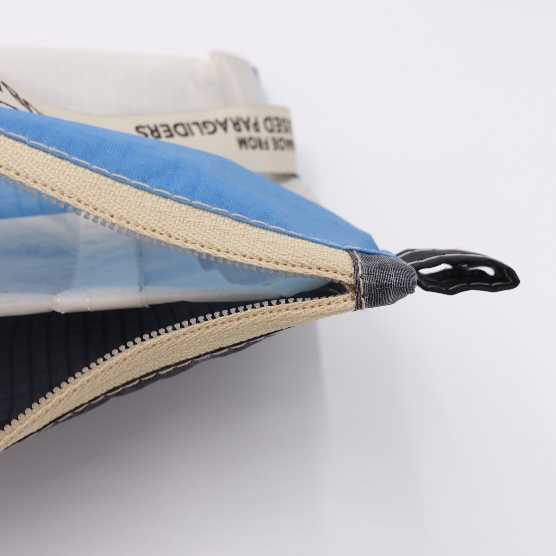 ZIP POUCH_M