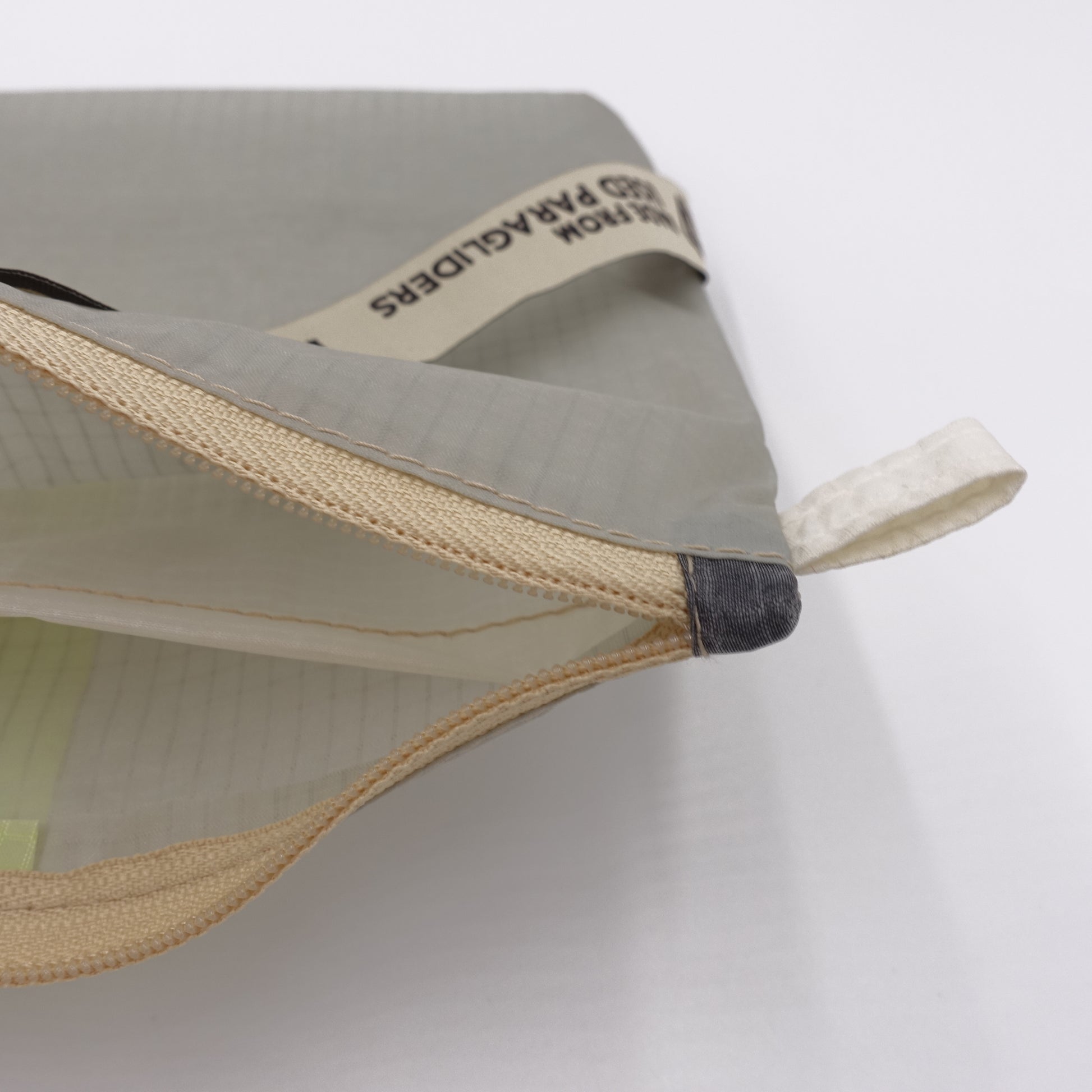 ZIP POUCH_M