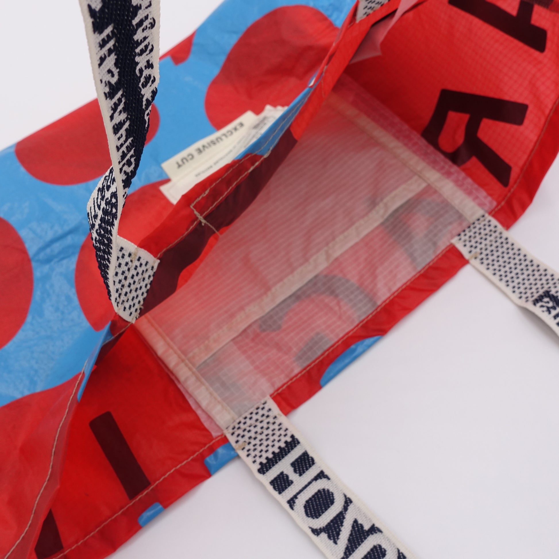 EXCLUSIVE CUT_TOTE M