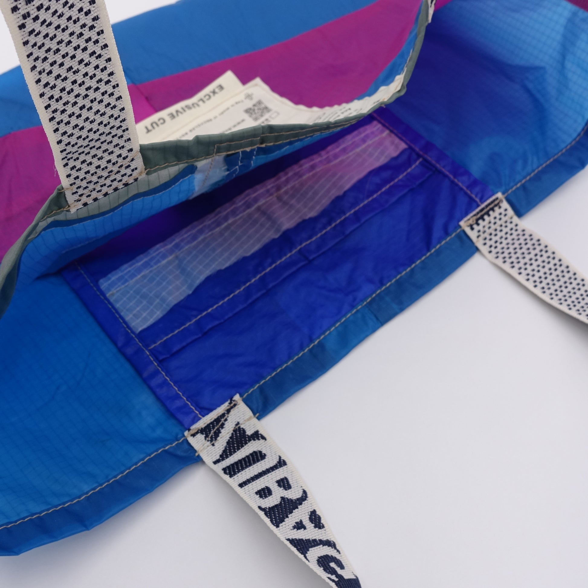 EXCLUSIVE CUT_TOTE M