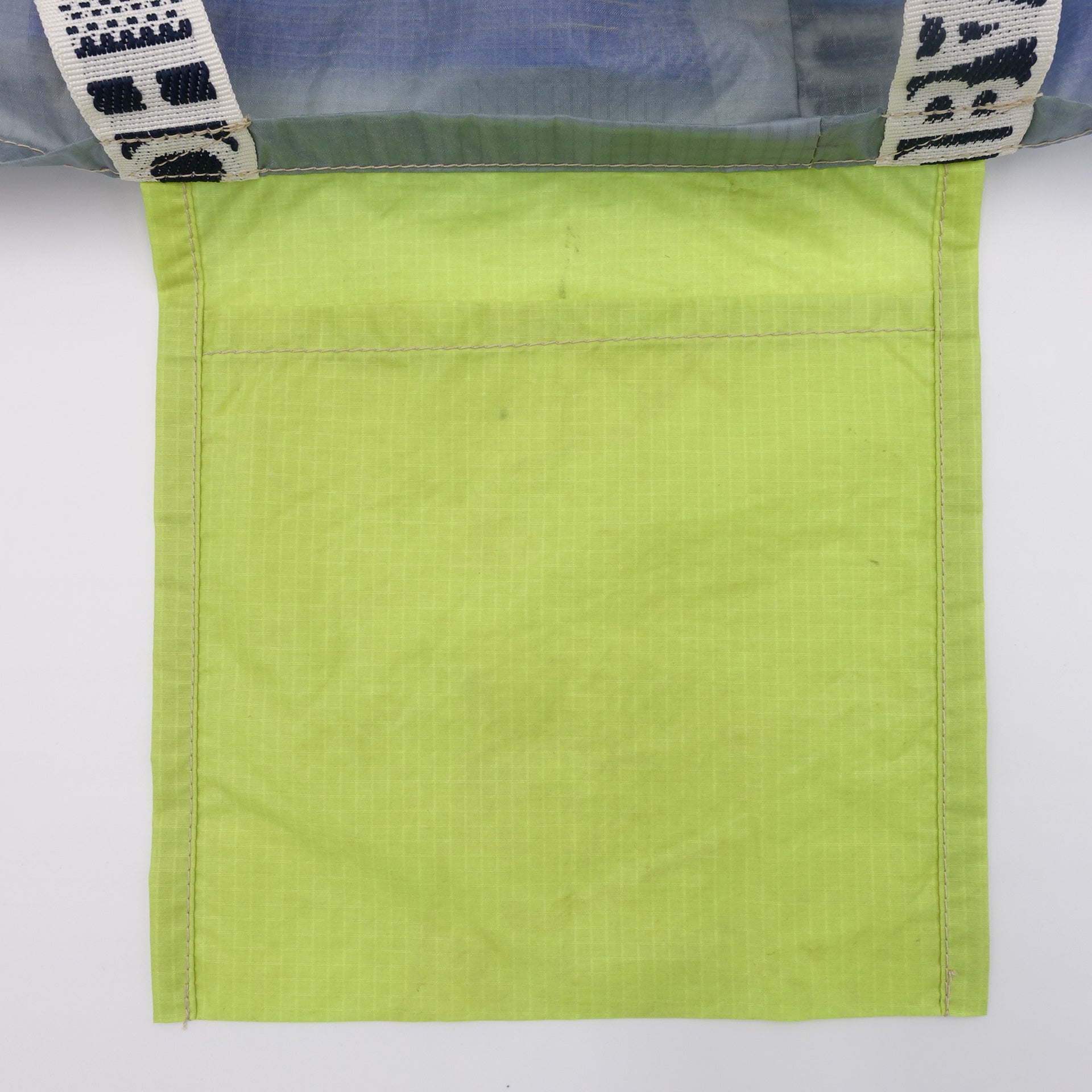 EXCLUSIVE CUT_TOTE M