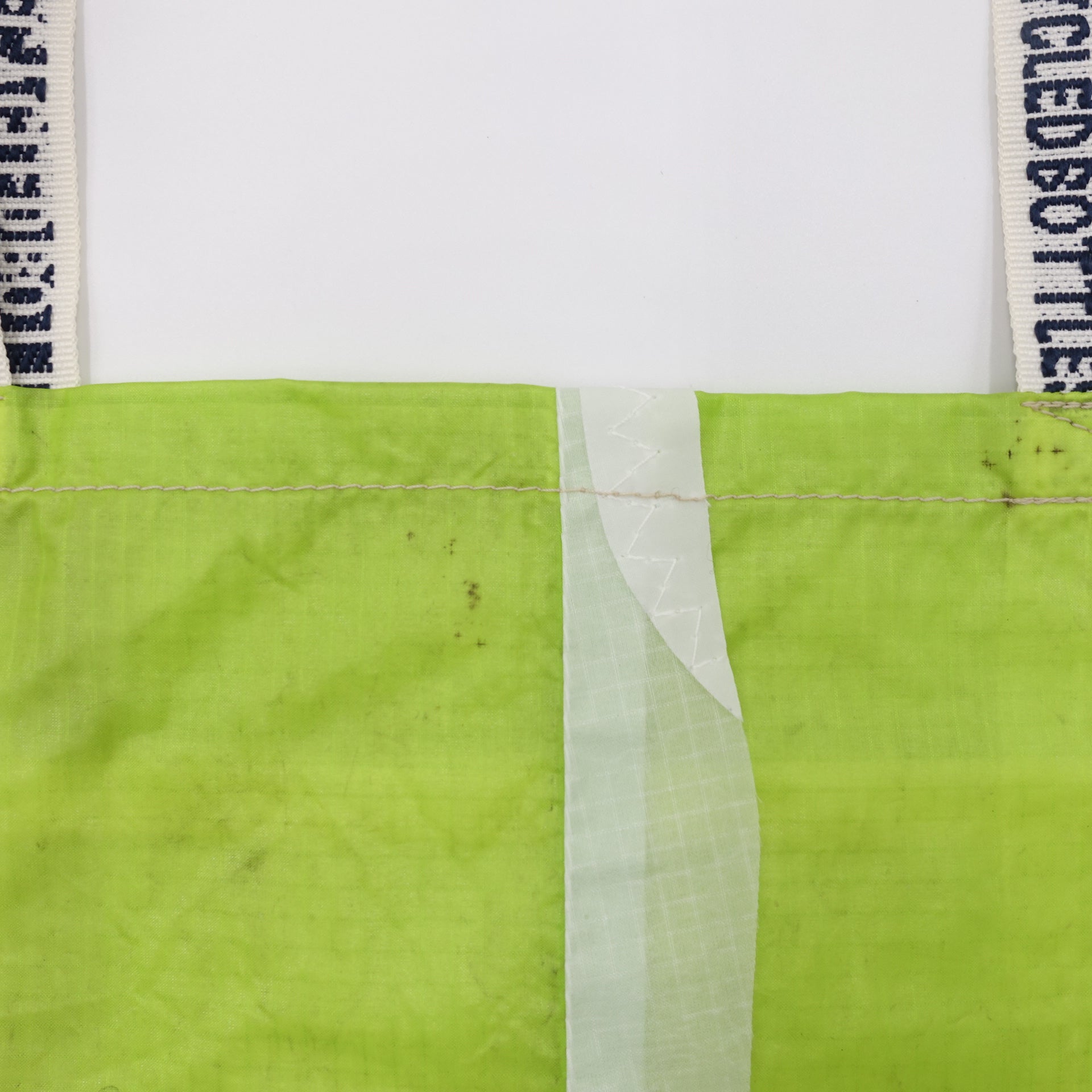 EXCLUSIVE CUT_TOTE M