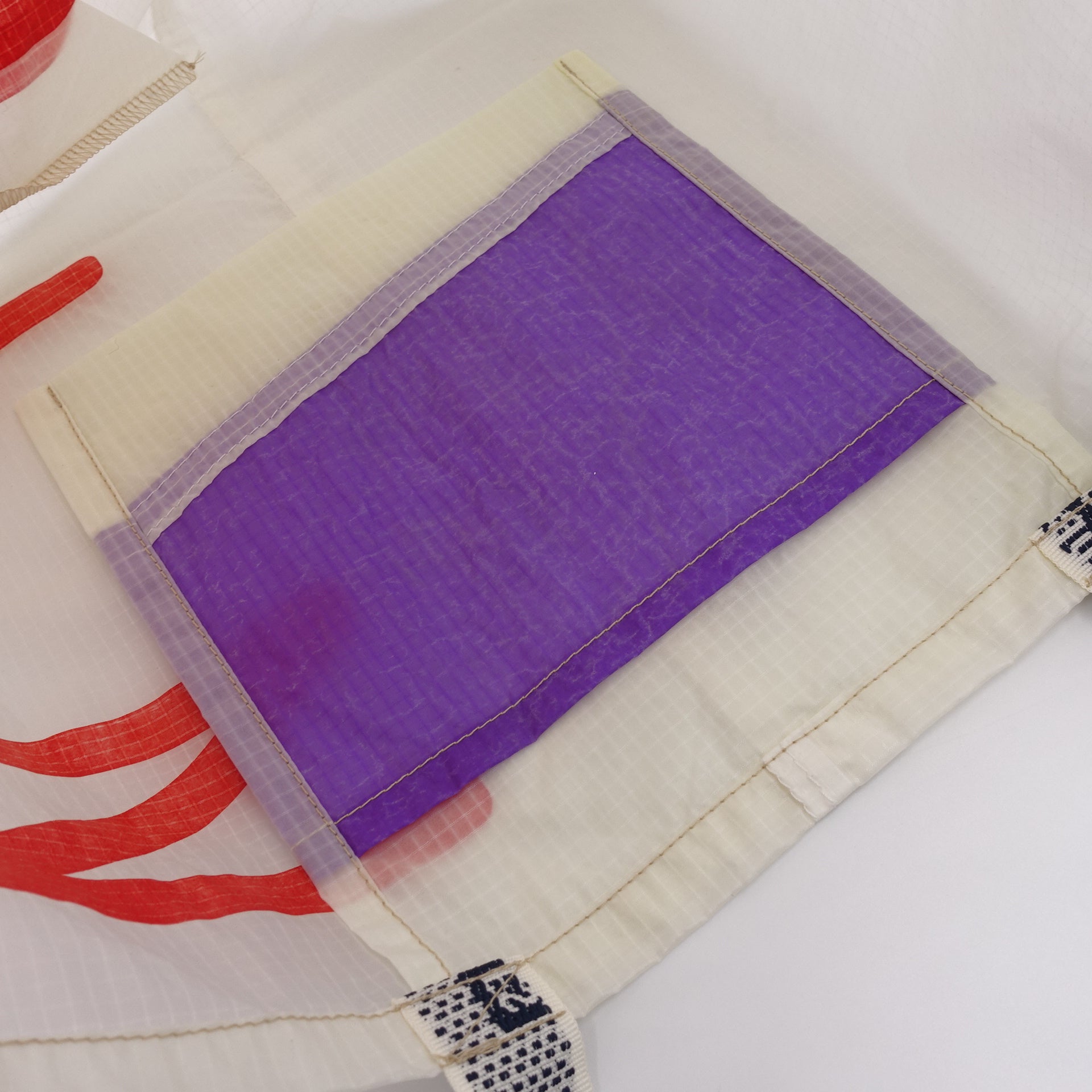 EXCLUSIVE CUT_TOTE M