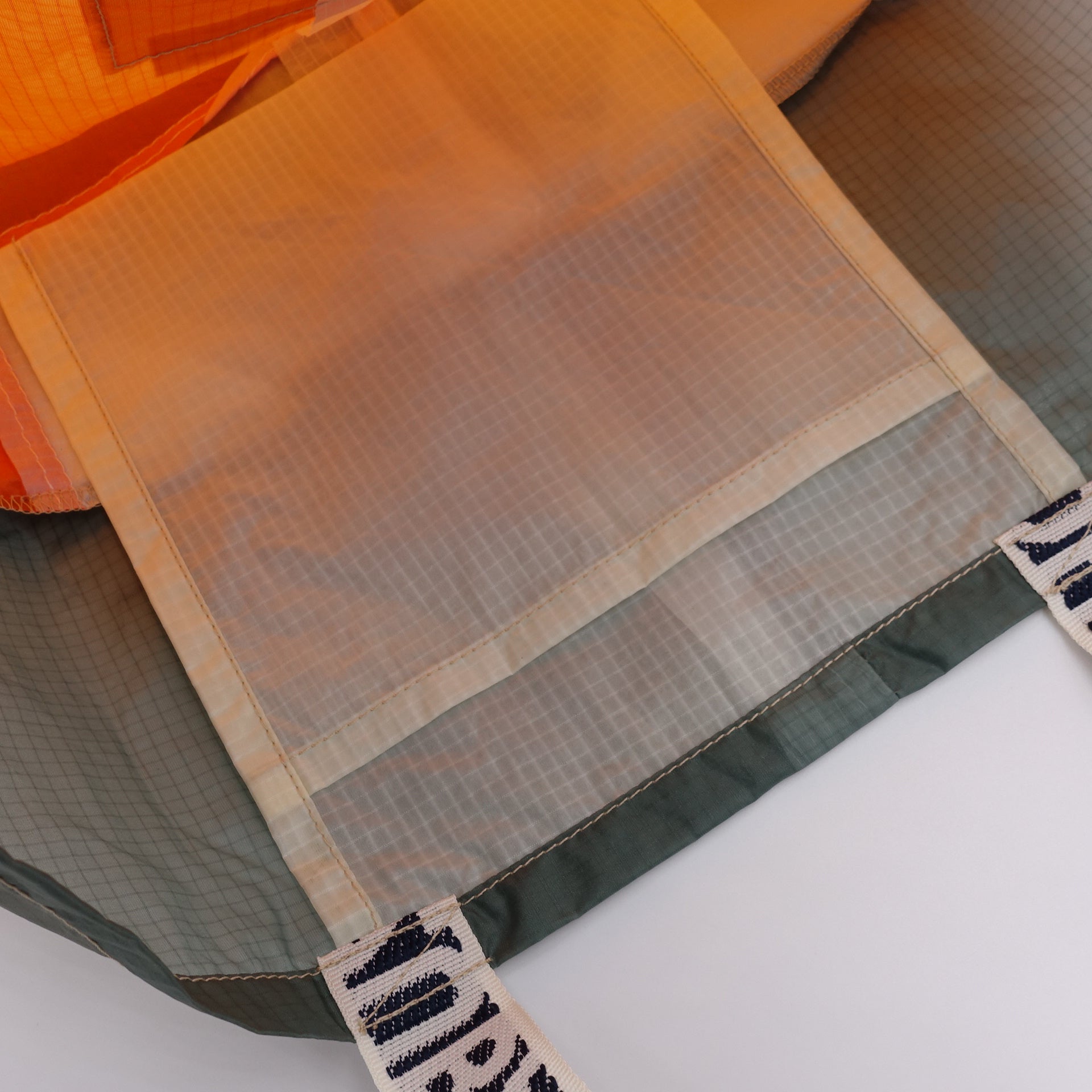 EXCLUSIVE CUT_TOTE M