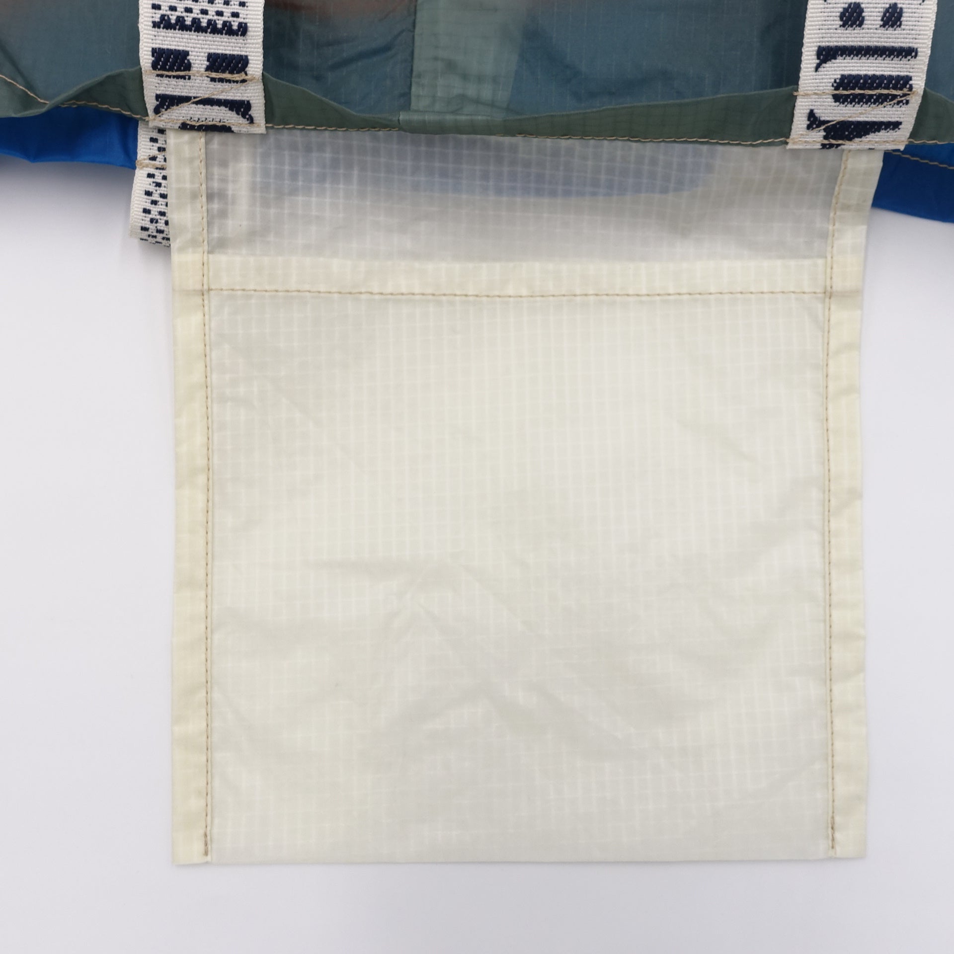 EXCLUSIVE CUT_TOTE M